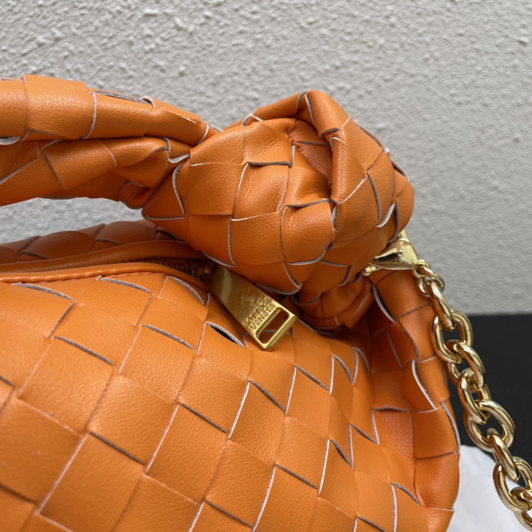 Cheap New Bottegana Veneta crescent-shaped bag in 217334, $110 USD- [IB217334] - Replica bottega veneta bags
