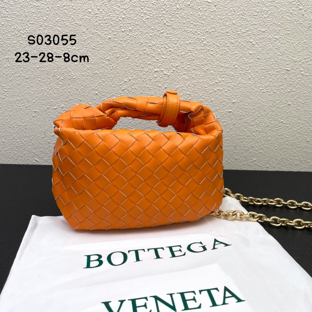 Cheap New Bottegana Veneta crescent-shaped bag in 217334, $110 USD- [IB217334] - Replica bottega veneta bags