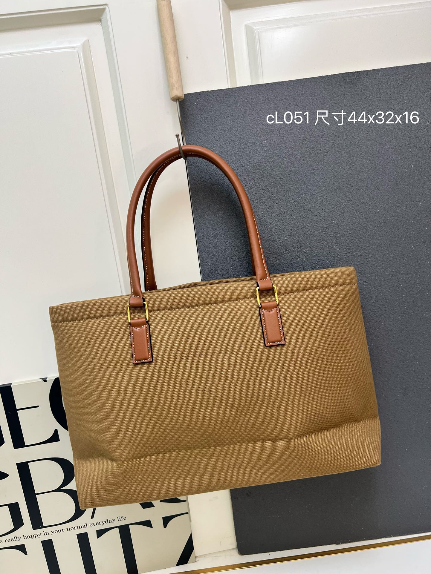 Cheap New Celine high-quality handbag in 217361, $105 USD- [IB217361] - Replica CELINE AAA Quality Handbags