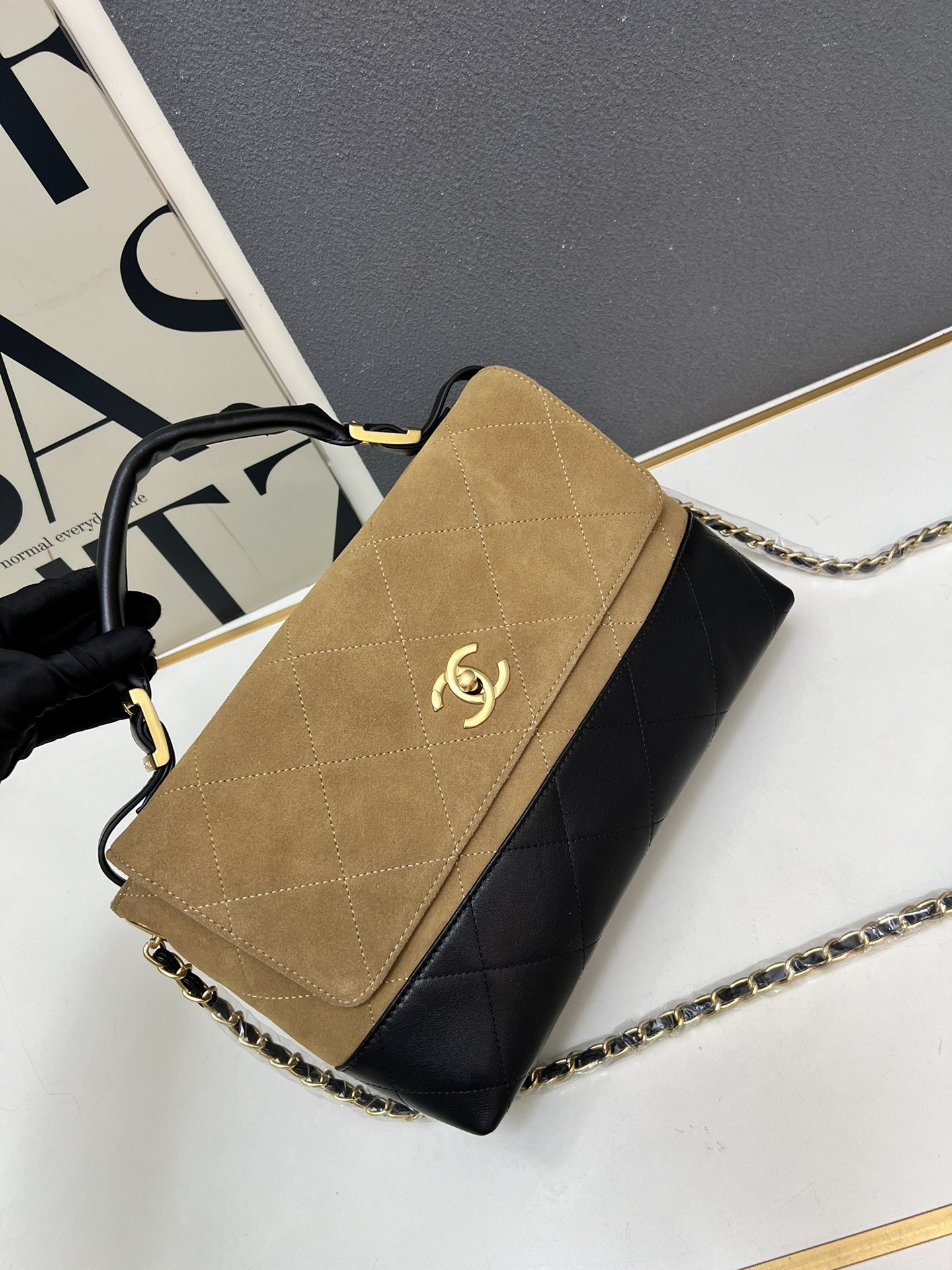 Cheap New Chanel high-quality handbag in 217363, $105 USD- [IB217363] - Replica Chanel AAA quality Handbags