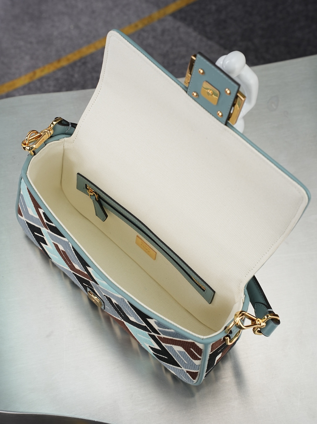 Cheap New  Fendi high-quality handbag in 217431, $160 USD- [IB217431] - Replica Fendi AAA+++ Handbags