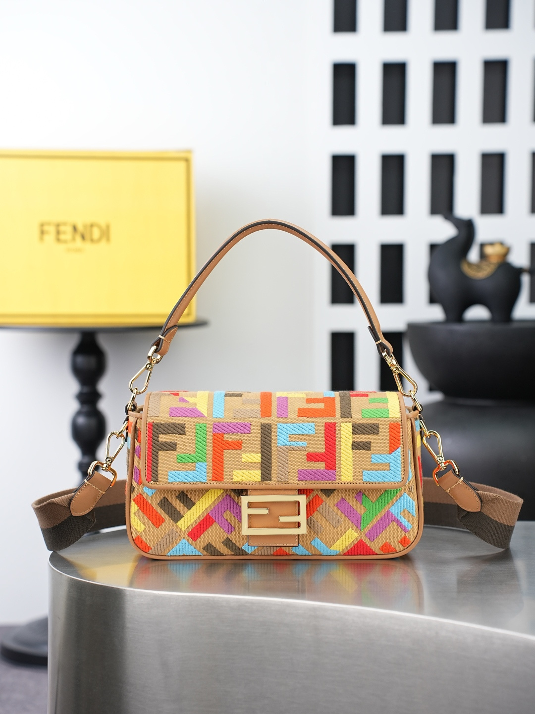 Cheap New  Fendi high-quality handbag in 217433, $160 USD- [IB217433] - Replica Fendi AAA+++ Handbags