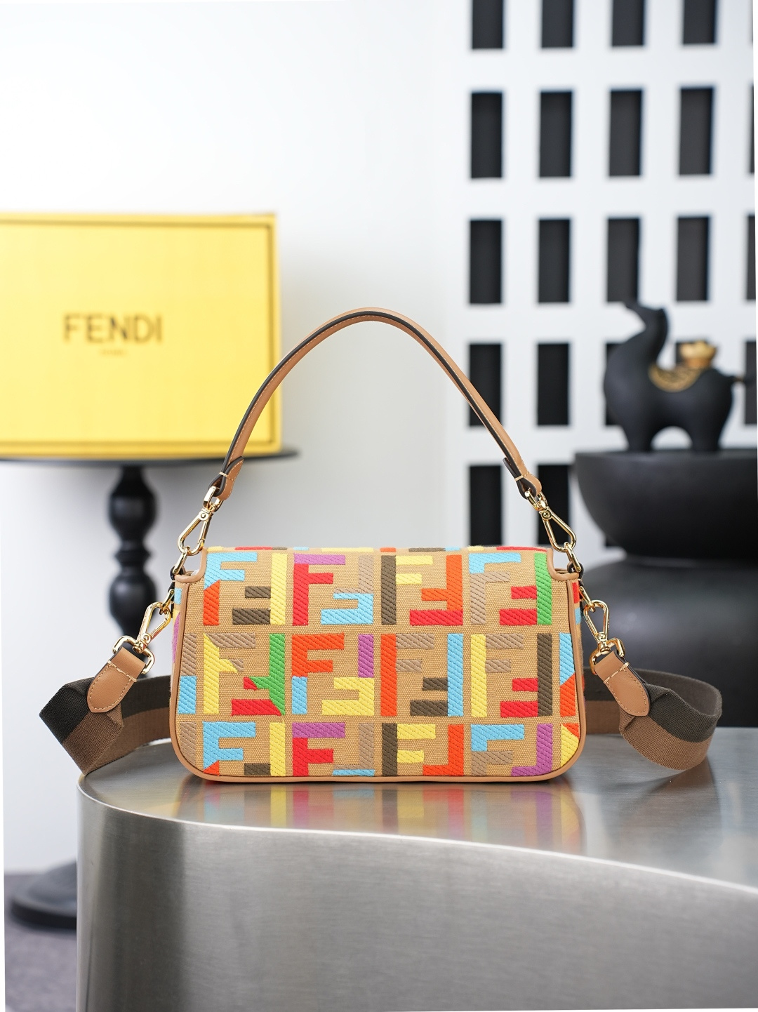 Cheap New  Fendi high-quality handbag in 217433, $160 USD- [IB217433] - Replica Fendi AAA+++ Handbags