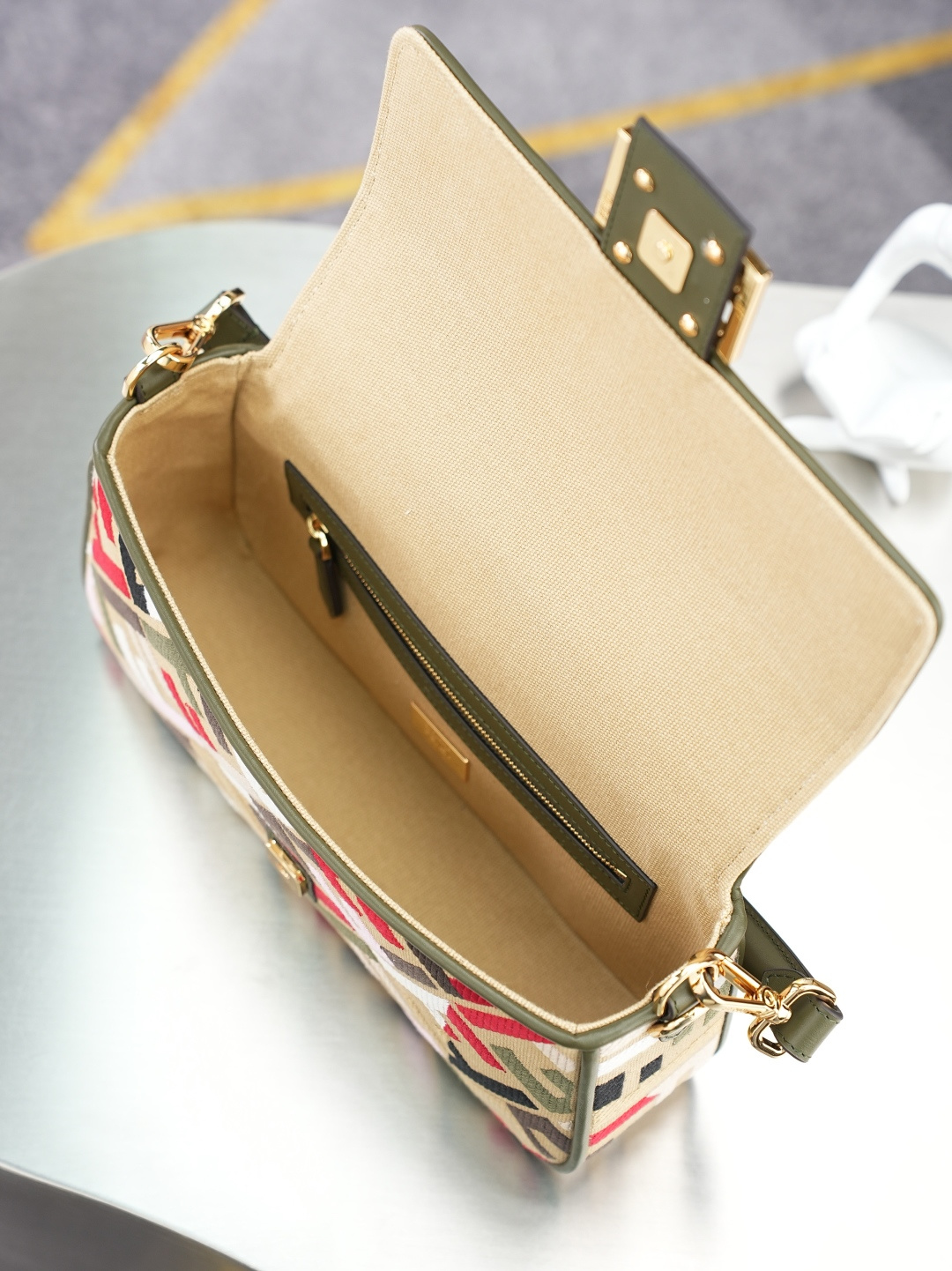 Cheap New  Fendi high-quality handbag in 217437, $160 USD- [IB217437] - Replica Fendi AAA+++ Handbags