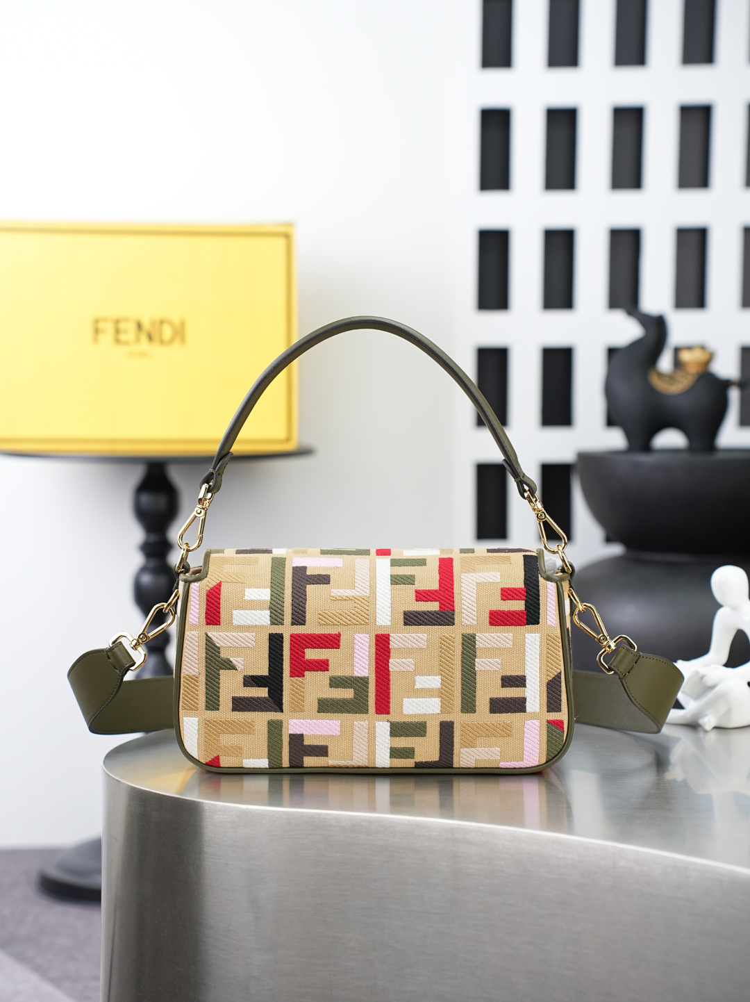 Cheap New  Fendi high-quality handbag in 217437, $160 USD- [IB217437] - Replica Fendi AAA+++ Handbags