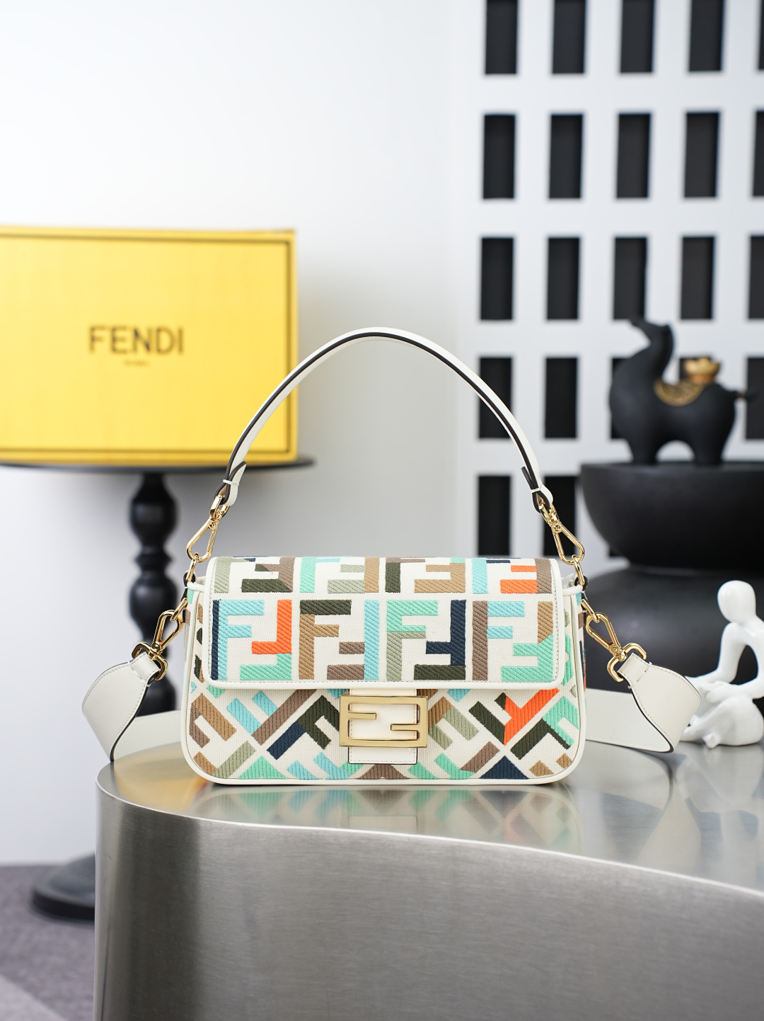 Cheap New  Fendi high-quality handbag in 217440, $160 USD- [IB217440] - Replica Fendi AAA+++ Handbags