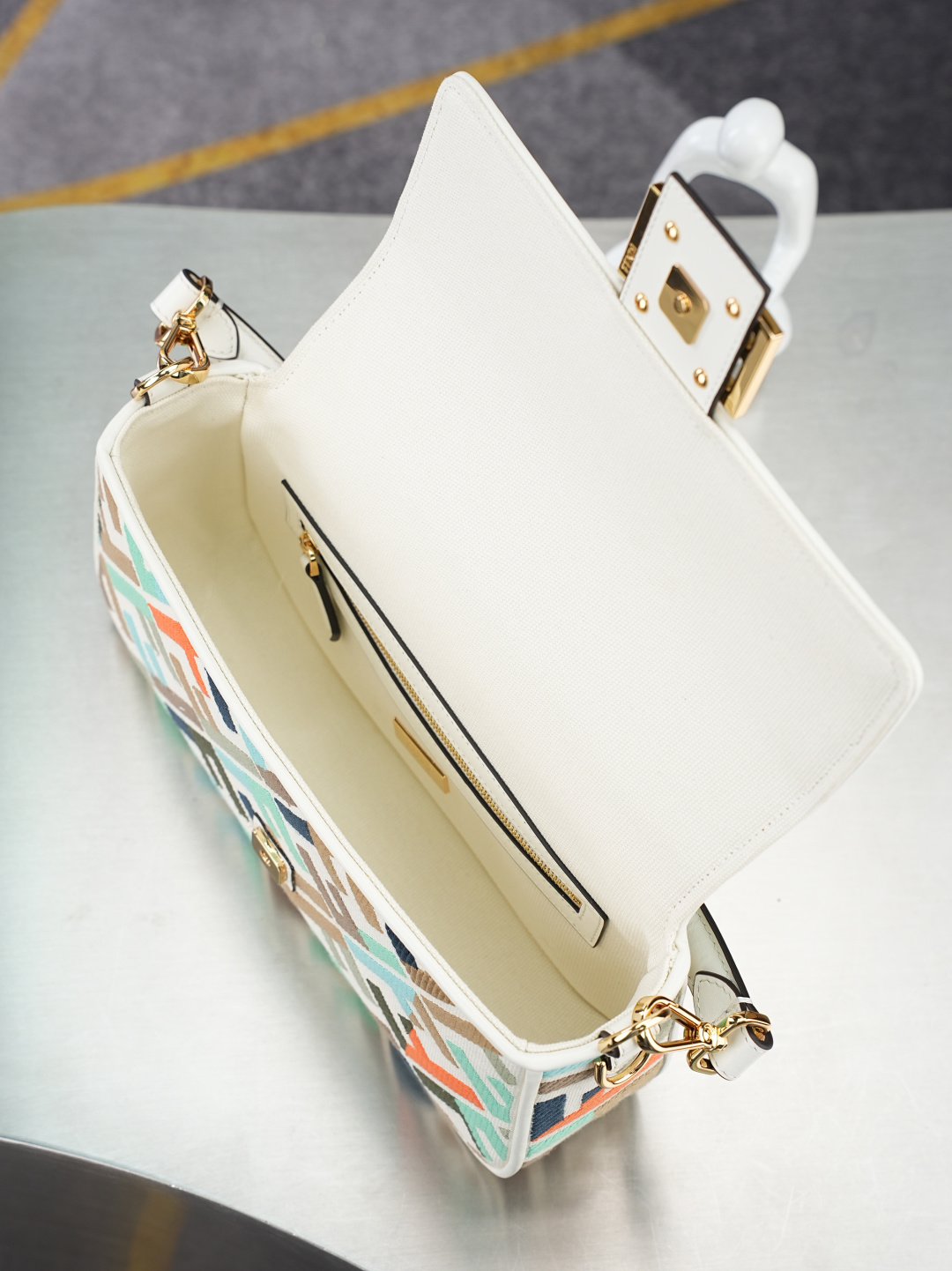 Cheap New  Fendi high-quality handbag in 217440, $160 USD- [IB217440] - Replica Fendi AAA+++ Handbags