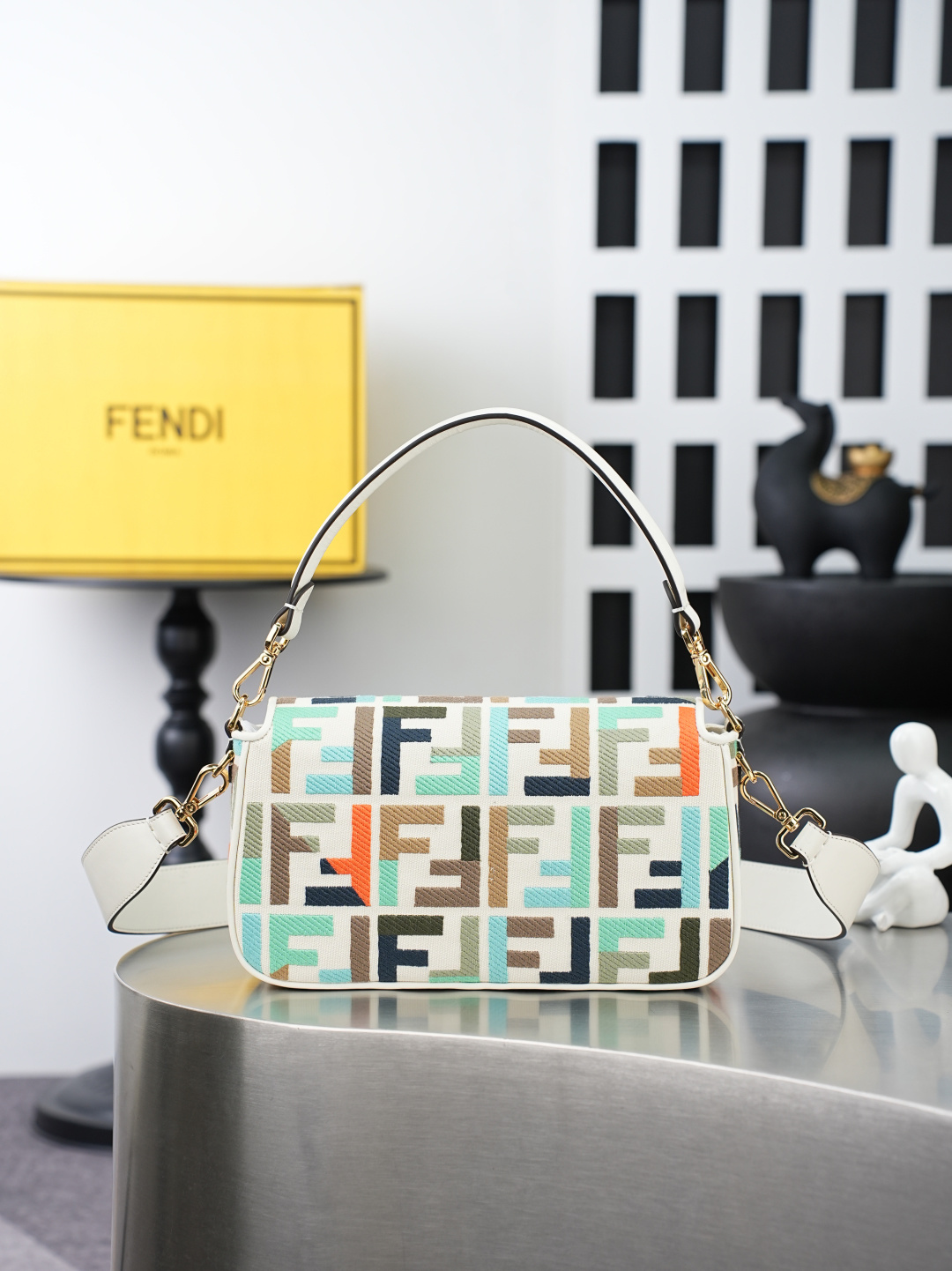Cheap New  Fendi high-quality handbag in 217440, $160 USD- [IB217440] - Replica Fendi AAA+++ Handbags