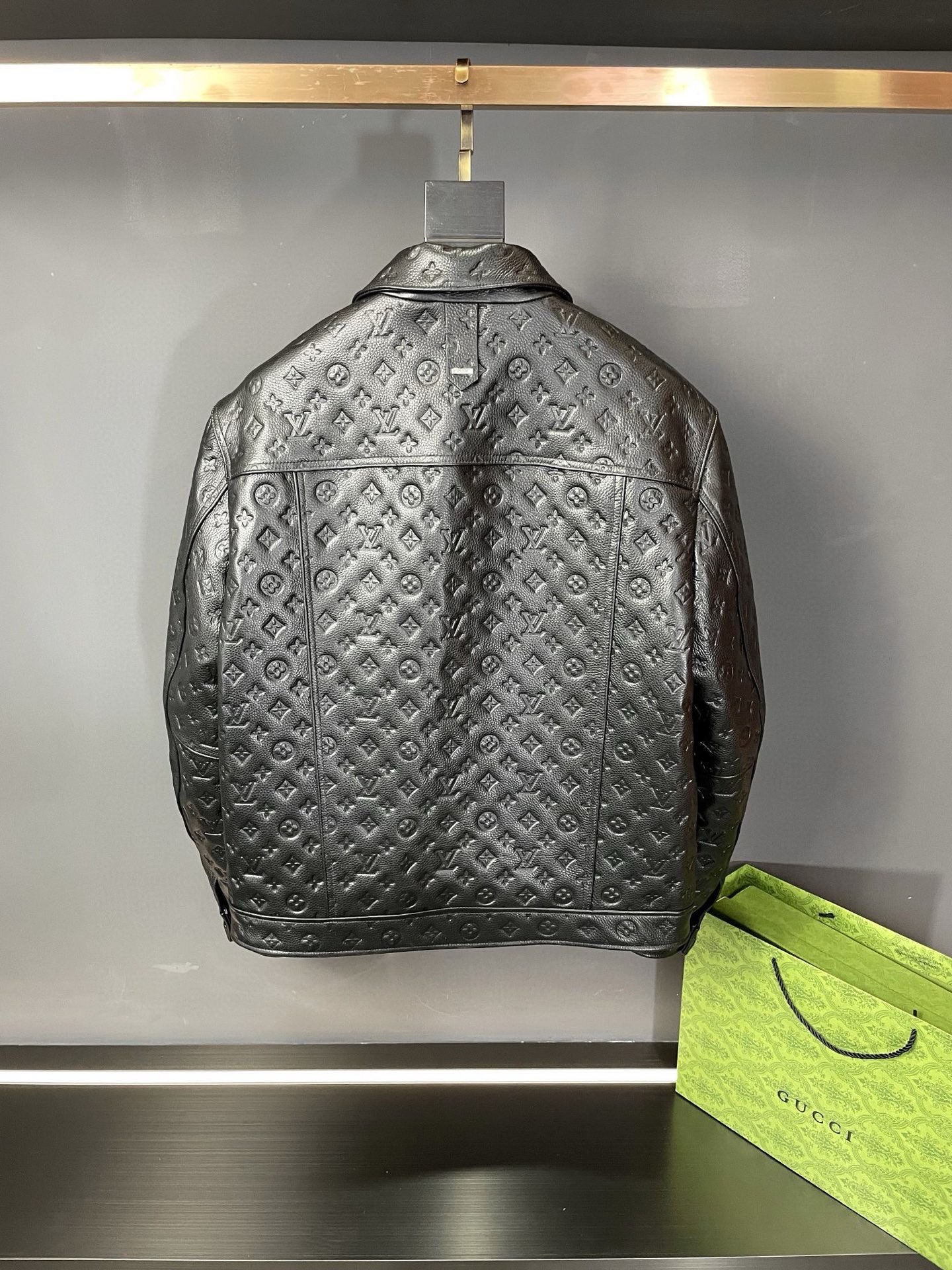 Cheap New Arrivals Louis Vuitton Top quality Leather Jackets For Men in 217462, $450 USD- [IB217462] - Replica Louis Vuitton Thick Jackets For Men