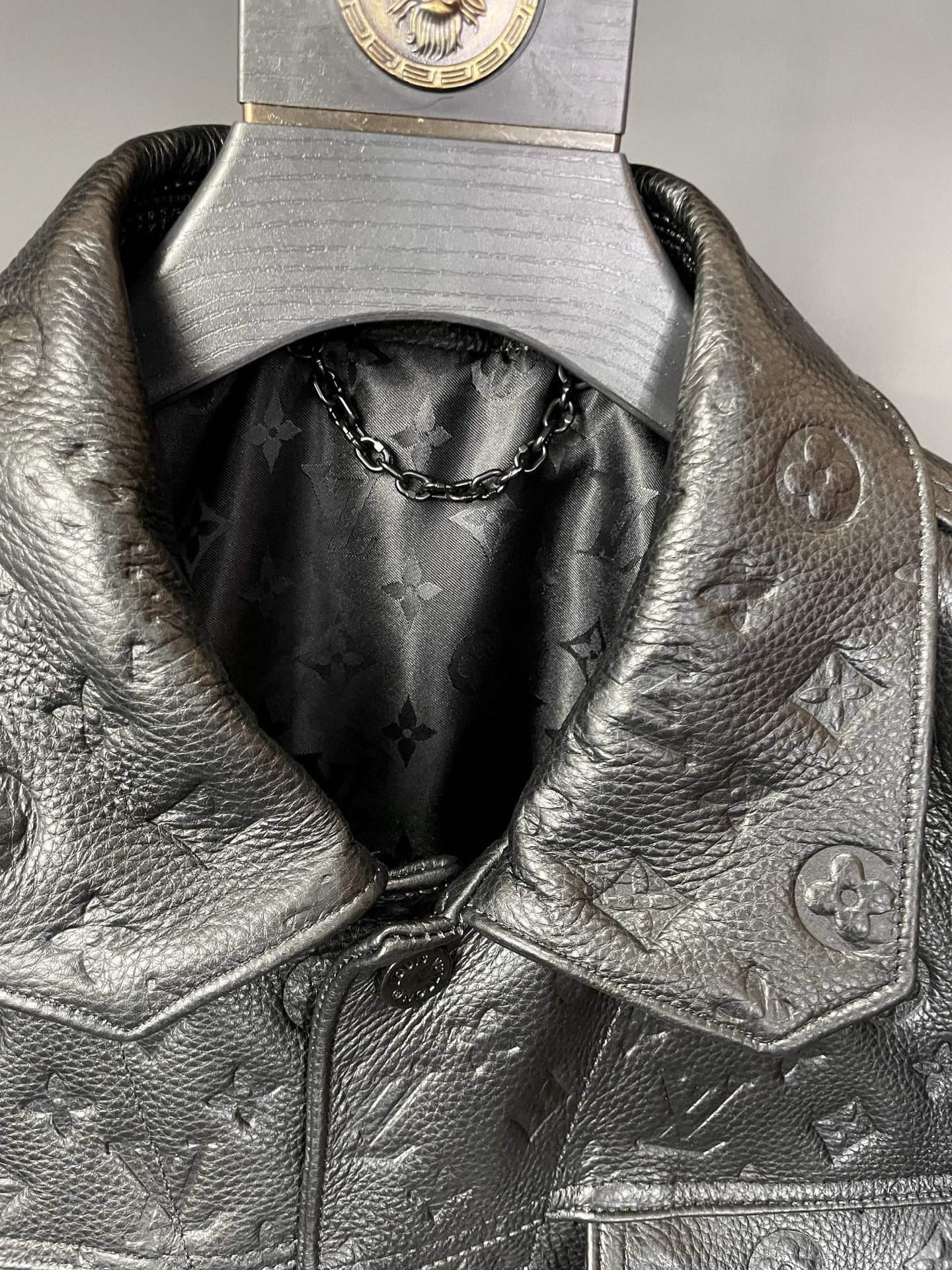 Cheap New Arrivals Louis Vuitton Top quality Leather Jackets For Men in 217462, $450 USD- [IB217462] - Replica Louis Vuitton Thick Jackets For Men