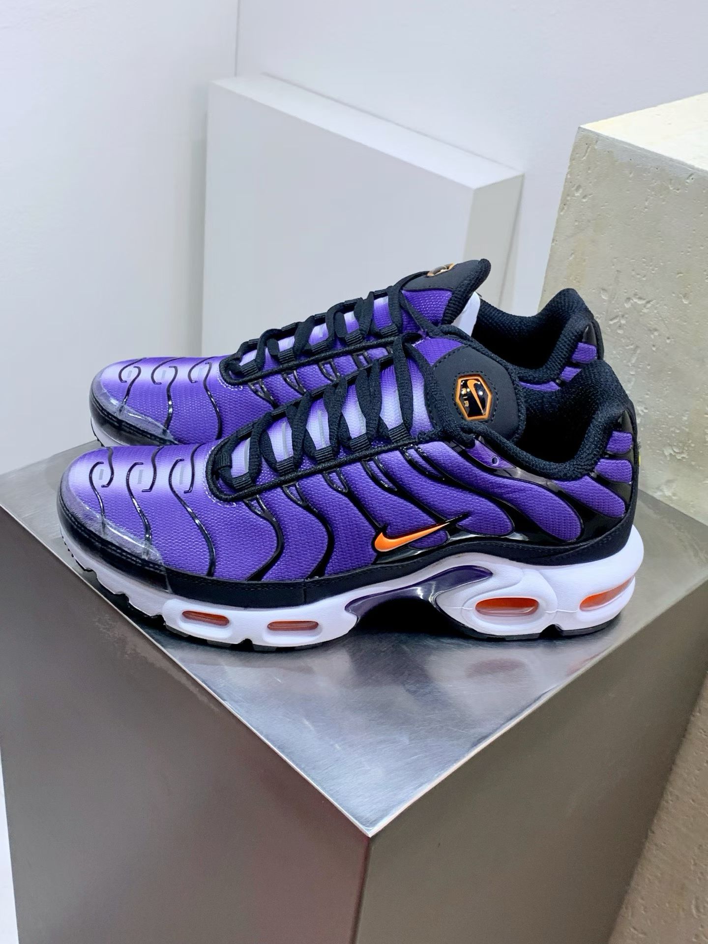 Cheap Nike Vapormax TN Plus Shoes in 217471, $75 USD- [IB217471] - Replica Nike Vapormax TN Plus Shoes for Men