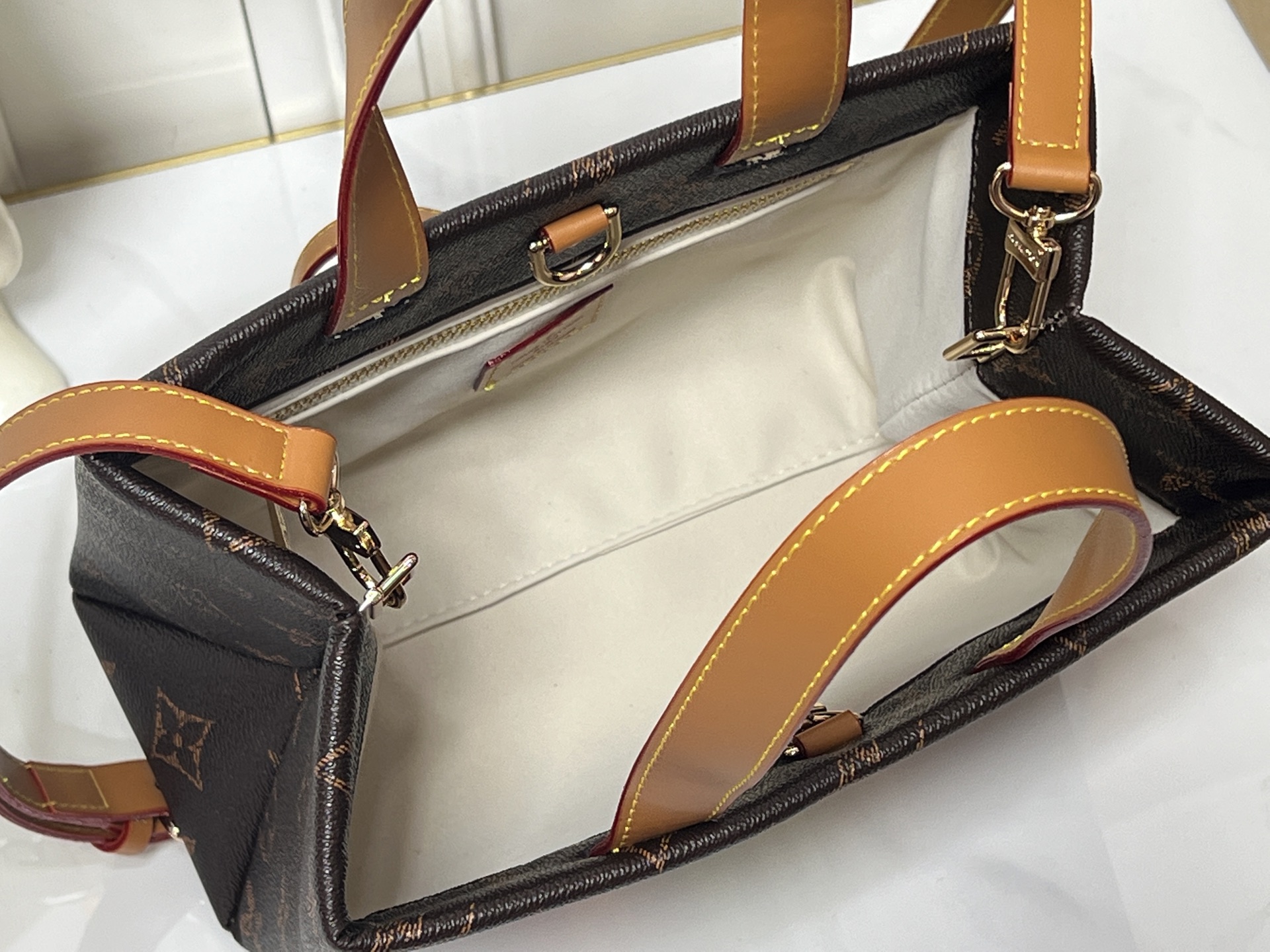 Cheap New Louis Vuitton high-quality handbag in 217486, $105 USD- [IB217486] - Replica Louis Vuitton AAA Quality Handbags