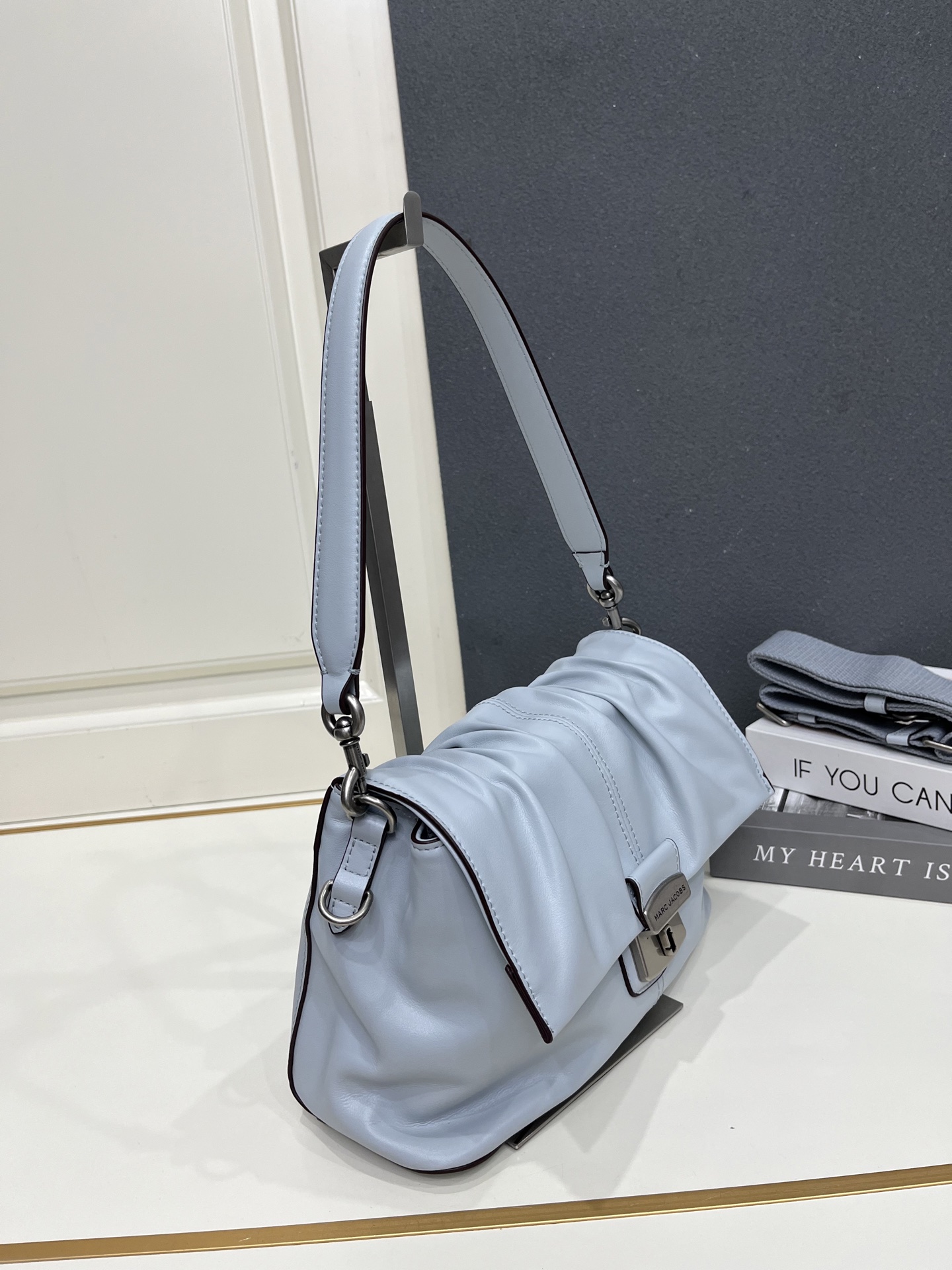 Cheap New Marc Jacobs high-quality handbag in 217499, $115 USD- [IB217499] - Replica Marc Jacobs Bags