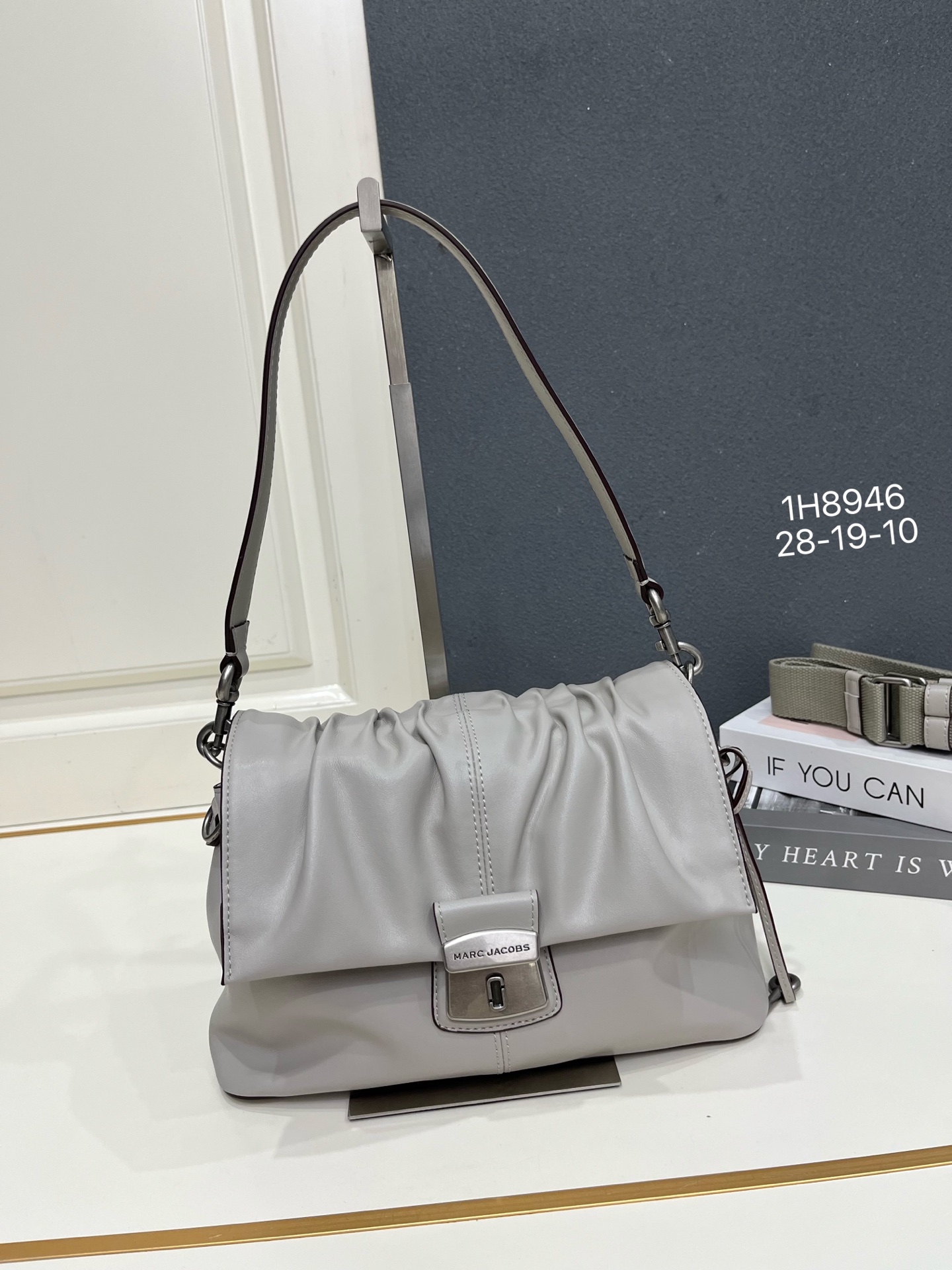 Cheap New Marc Jacobs high-quality handbag in 217500, $115 USD- [IB217500] - Replica Marc Jacobs Bags