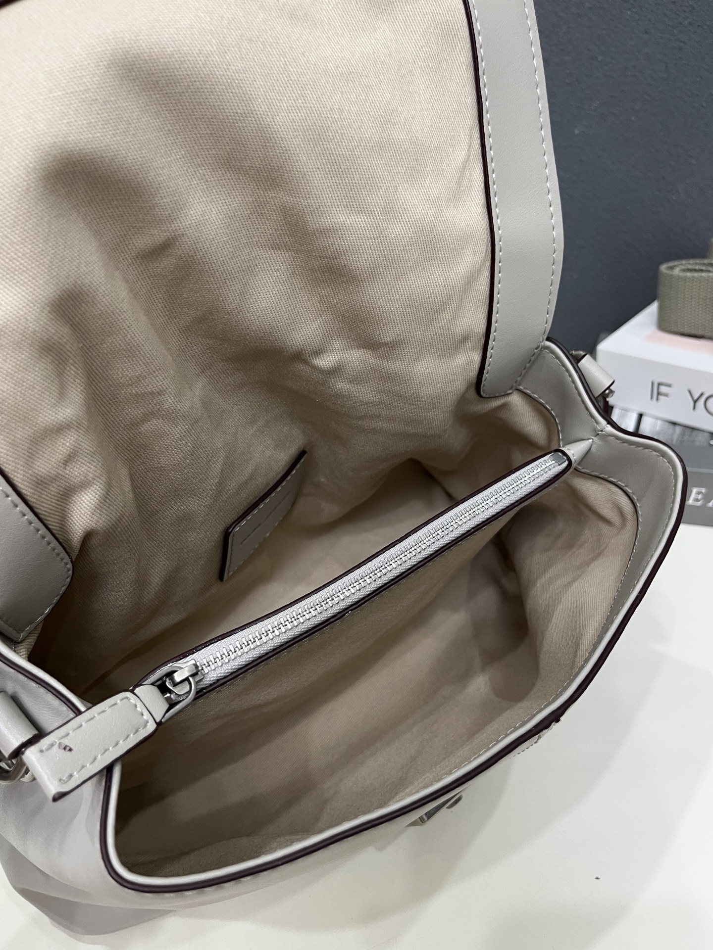 Cheap New Marc Jacobs high-quality handbag in 217500, $115 USD- [IB217500] - Replica Marc Jacobs Bags