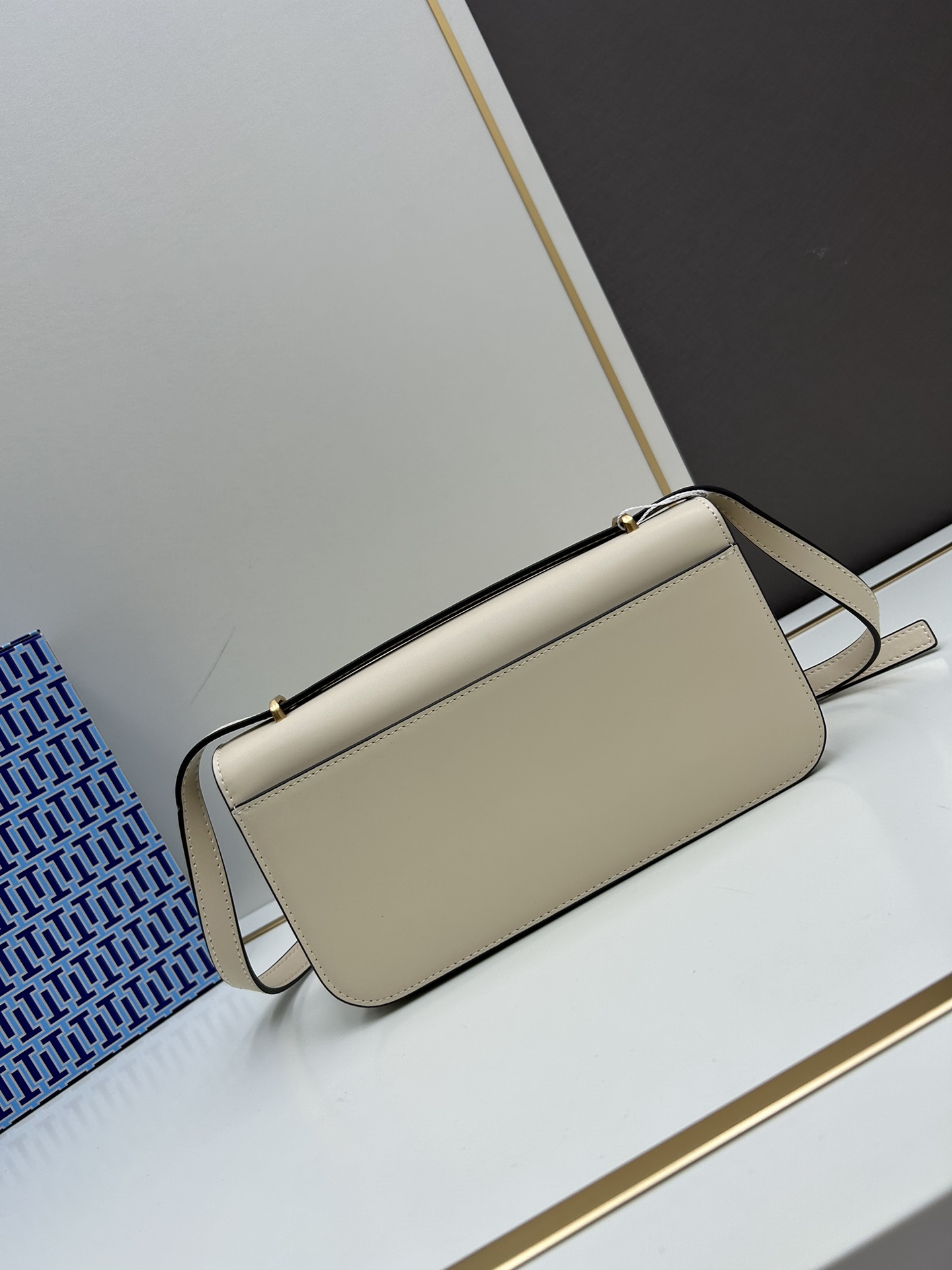 Cheap New Tory Burch high-quality handbag in 217541, $105 USD- [IB217541] - Replica Tory Burch Bags