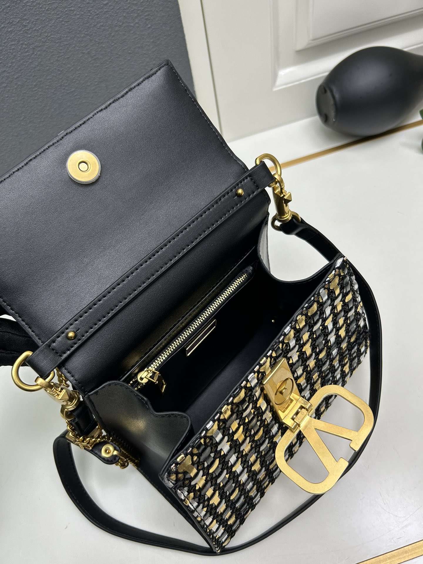 Cheap New Valentino high-quality handbag in 217556, $145 USD- [IB217556] - Replica Valentino AAA quality Handbags
