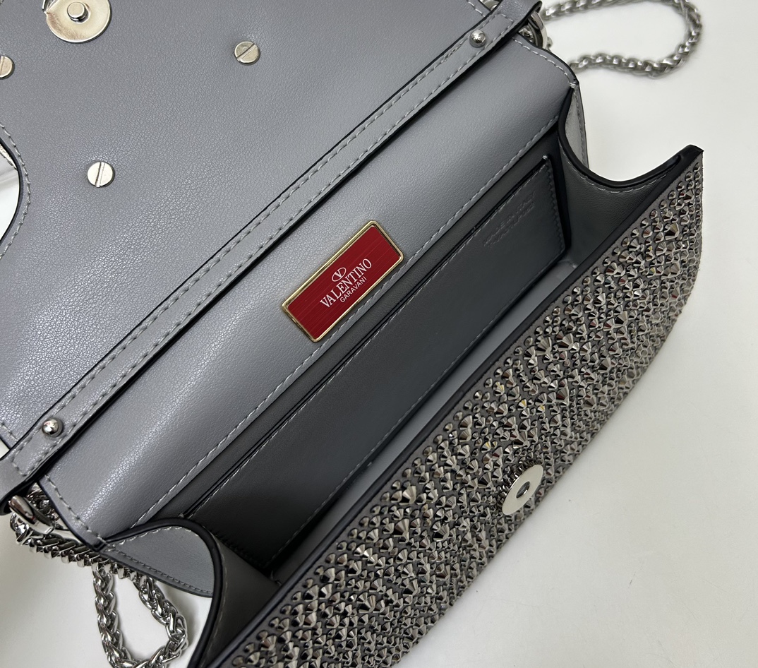 Cheap New Valentino high-quality handbag in 217567, $115 USD- [IB217567] - Replica Valentino AAA quality Handbags