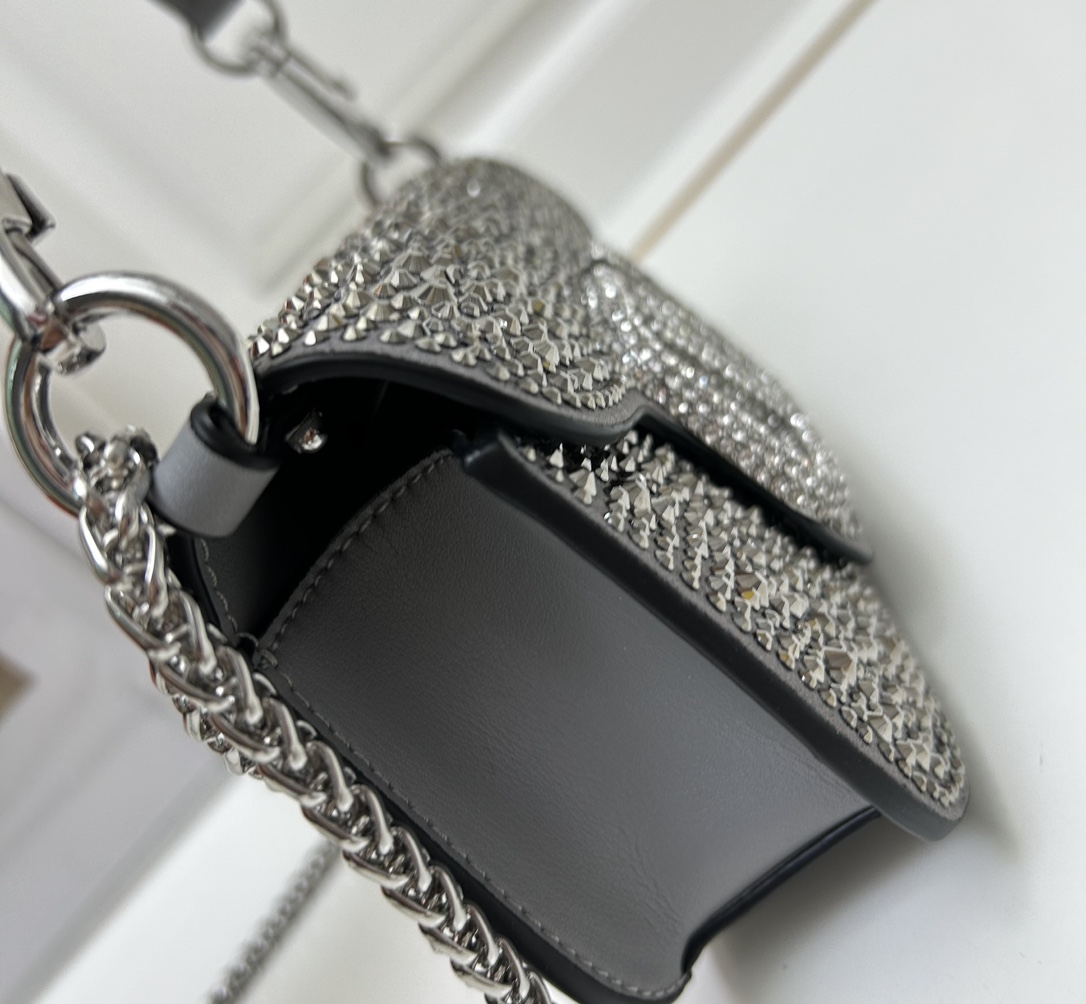 Cheap New Valentino high-quality handbag in 217567, $115 USD- [IB217567] - Replica Valentino AAA quality Handbags