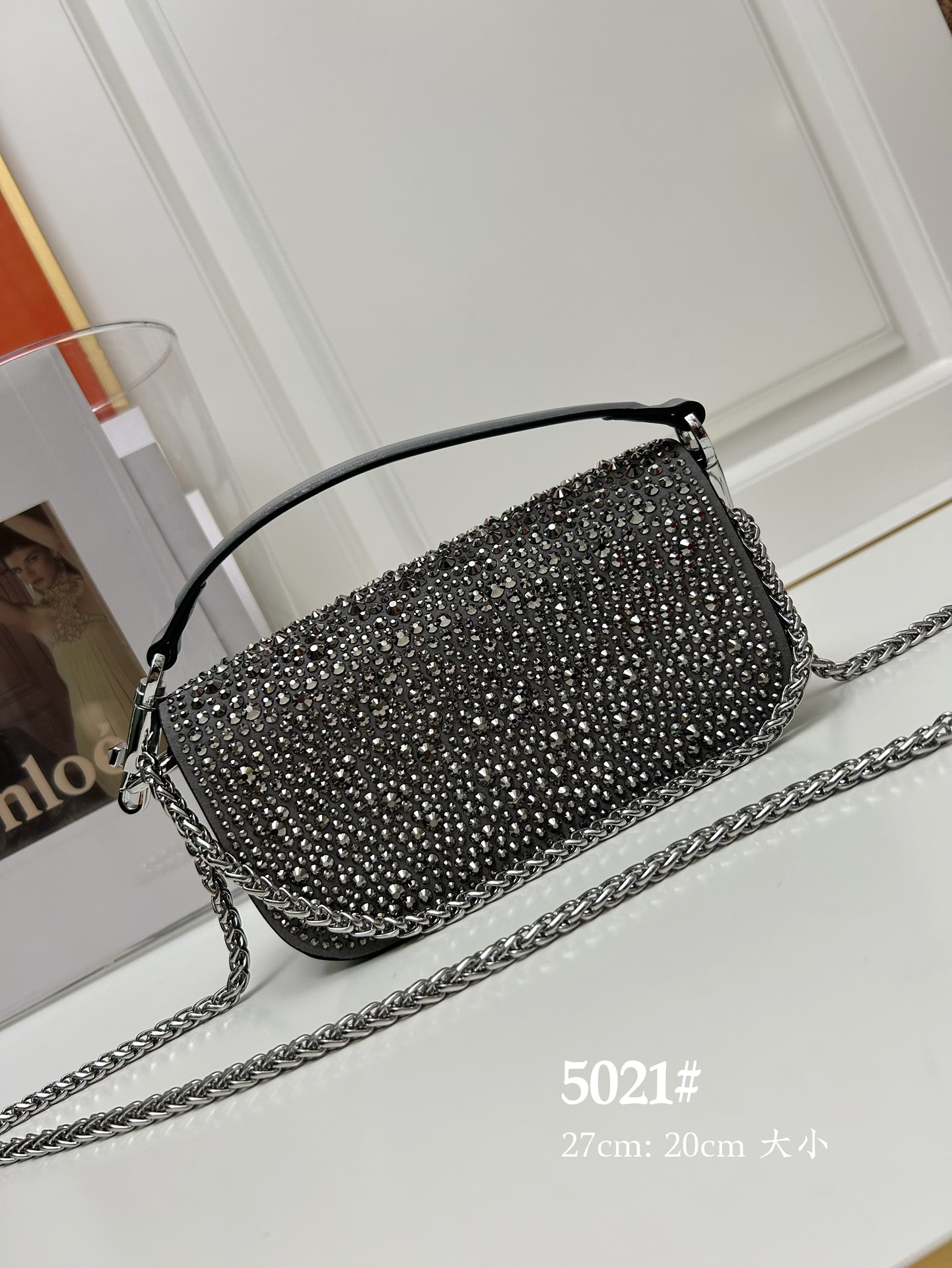 Cheap New Valentino high-quality handbag in 217567, $115 USD- [IB217567] - Replica Valentino AAA quality Handbags
