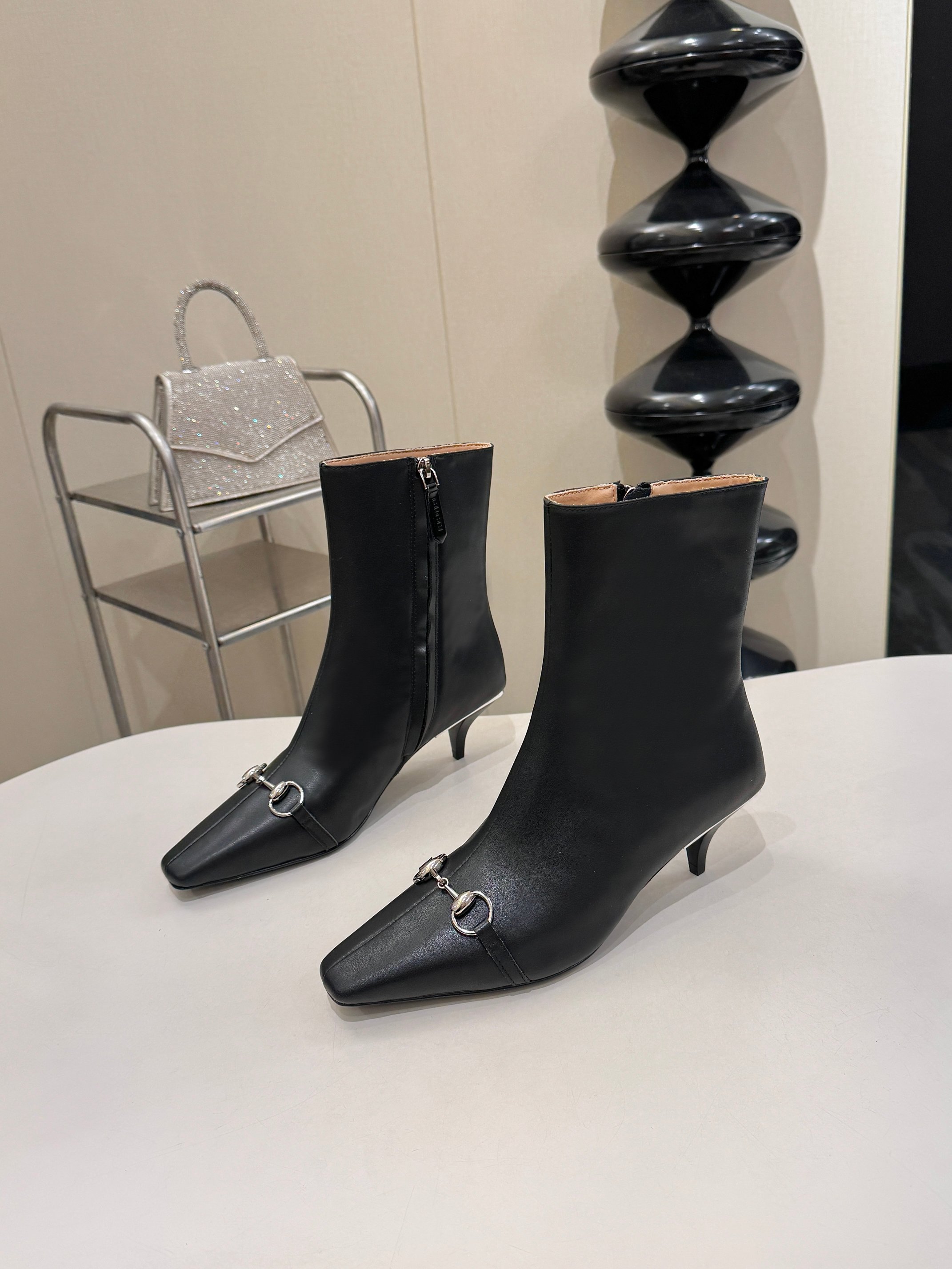 Cheap Gucci Boots For Women in 217847, $120 USD- [IB217847] - Replica Gucci Boots For Women