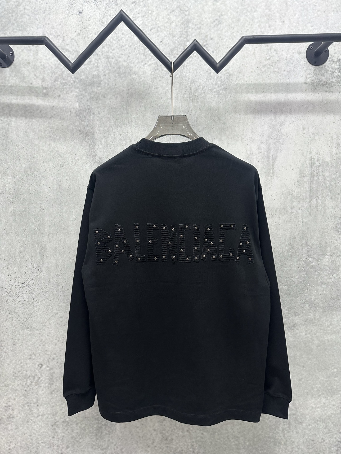 Cheap Balenciaga Long Sleeve T-Shirts in 217858, $30 USD- [IB217858] - Replica Balenciaga Long Sleeve T-Shirts