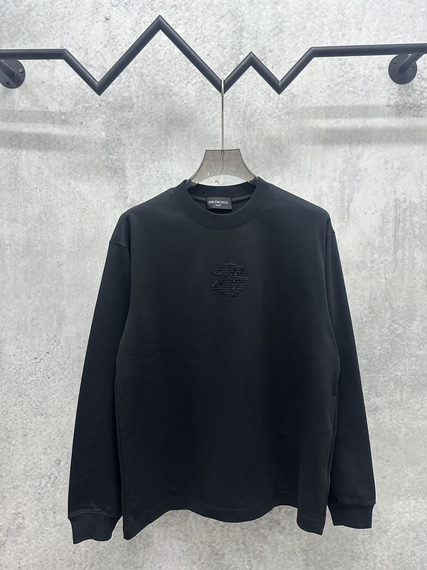 Cheap Balenciaga Long Sleeve T-Shirts in 217860, $30 USD- [IB217860] - Replica Balenciaga Long Sleeve T-Shirts