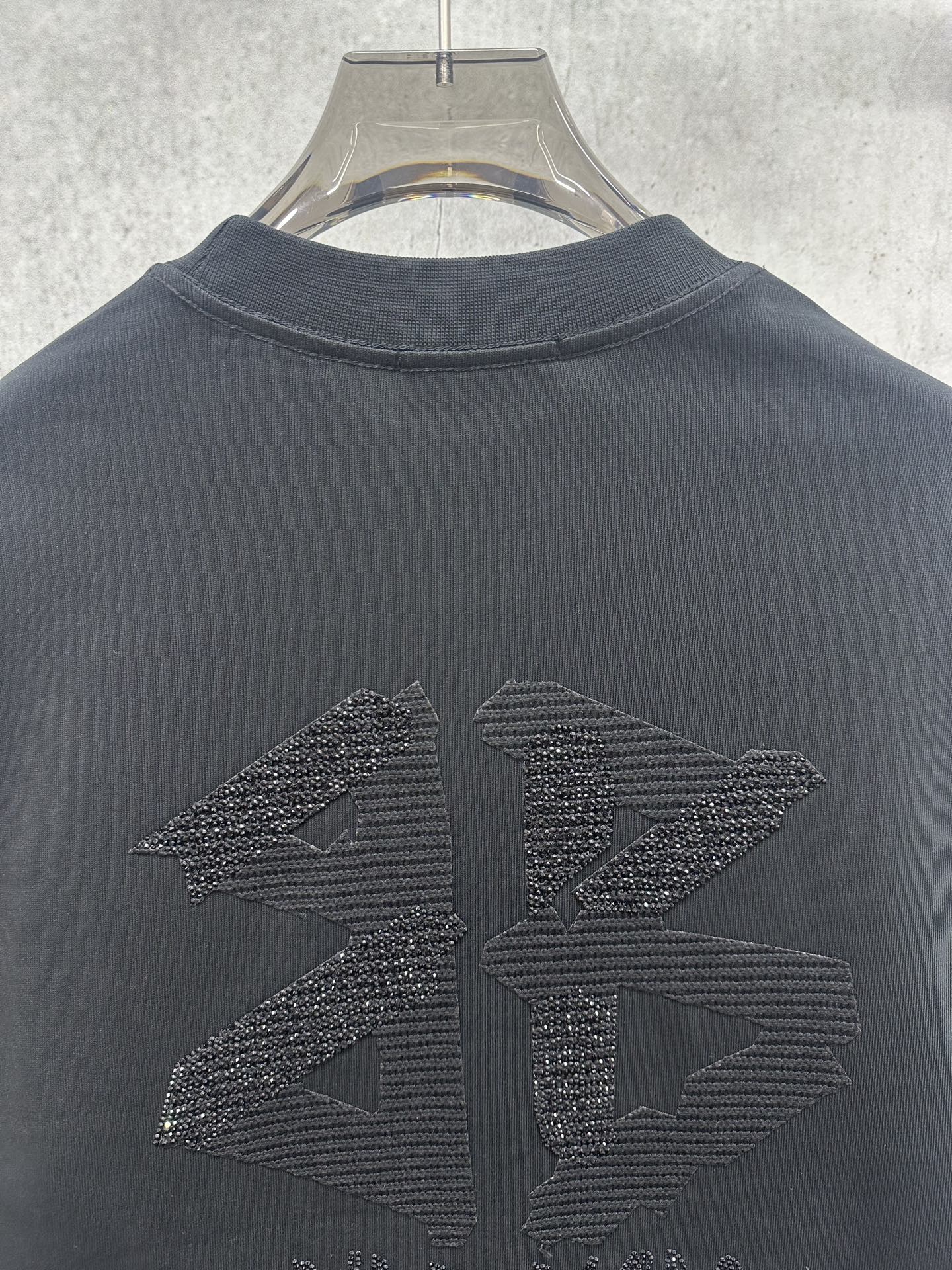 Cheap Balenciaga Long Sleeve T-Shirts in 217860, $30 USD- [IB217860] - Replica Balenciaga Long Sleeve T-Shirts