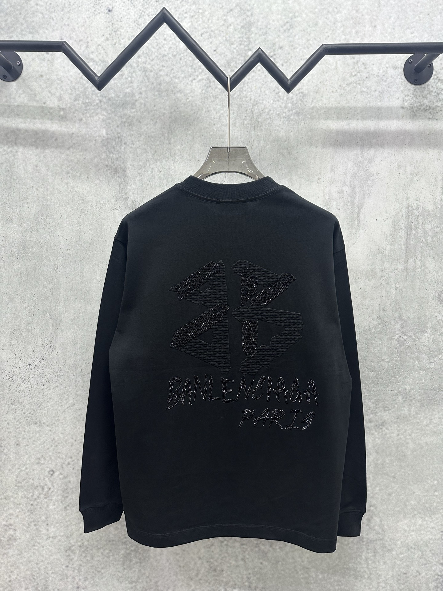 Cheap Balenciaga Long Sleeve T-Shirts in 217860, $30 USD- [IB217860] - Replica Balenciaga Long Sleeve T-Shirts