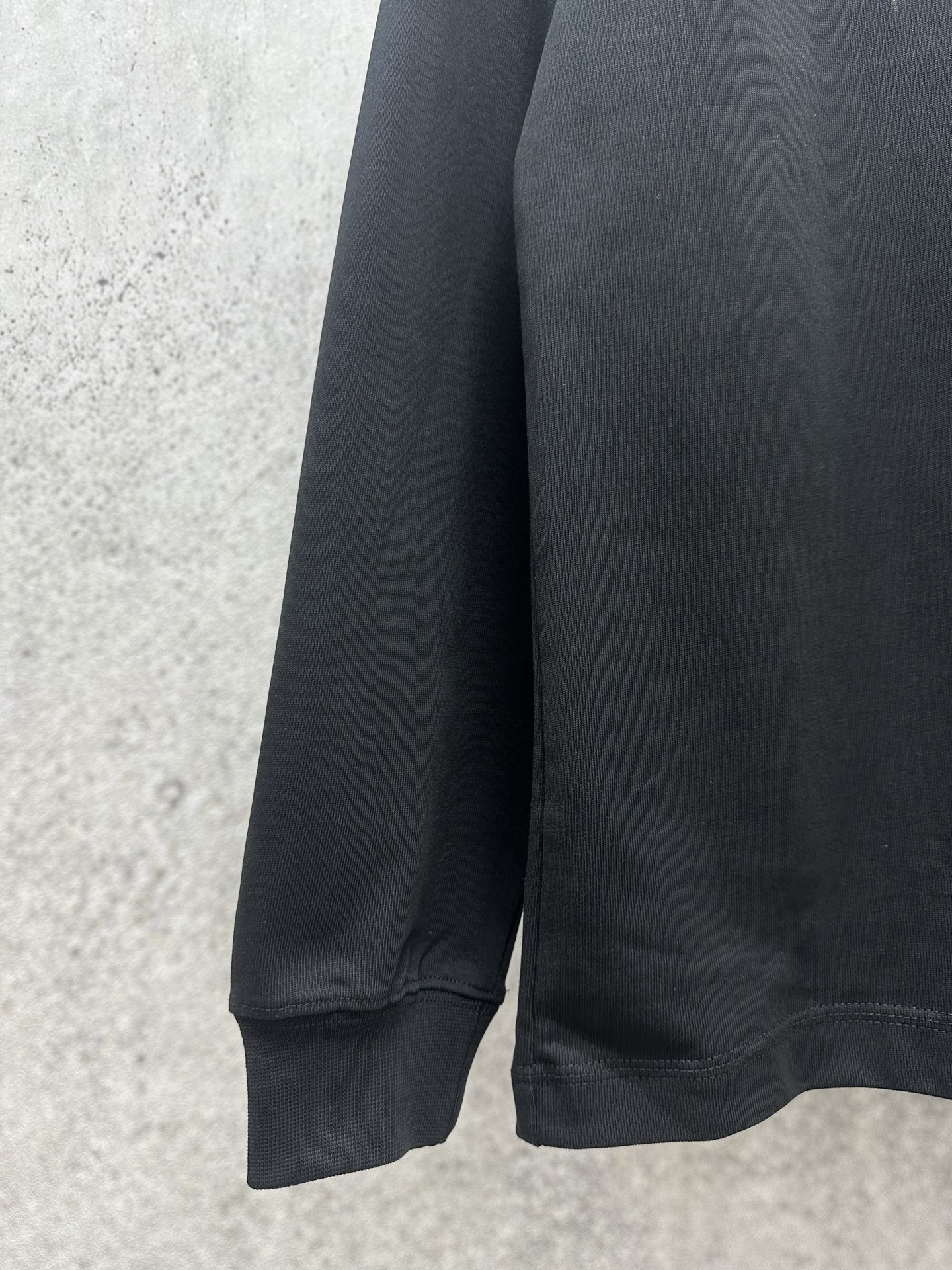 Cheap Balenciaga Long Sleeve T-Shirts in 217862, $30 USD- [IB217862] - Replica Balenciaga Long Sleeve T-Shirts