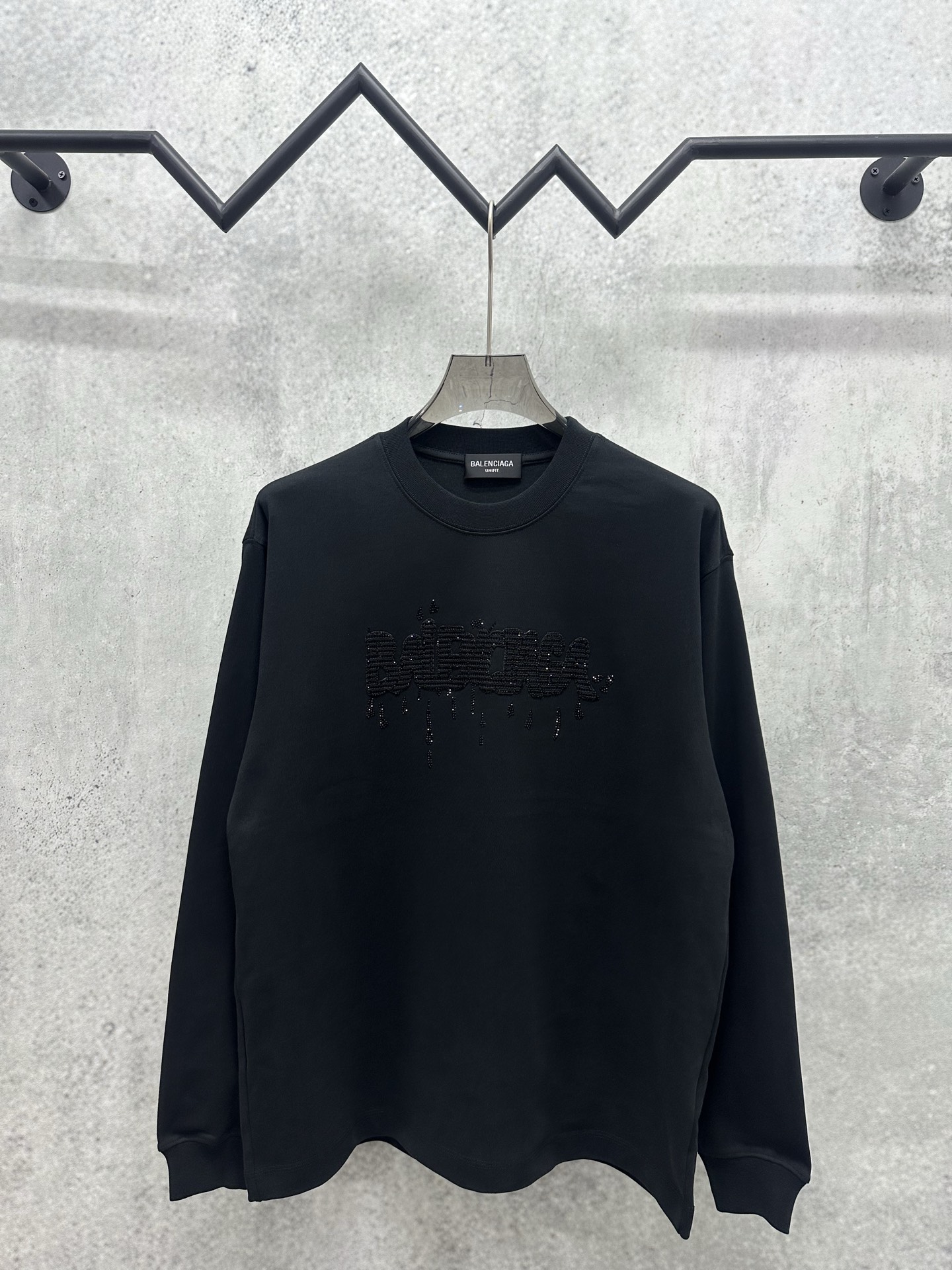 Cheap Balenciaga Long Sleeve T-Shirts in 217866, $30 USD- [IB217866] - Replica Balenciaga Long Sleeve T-Shirts