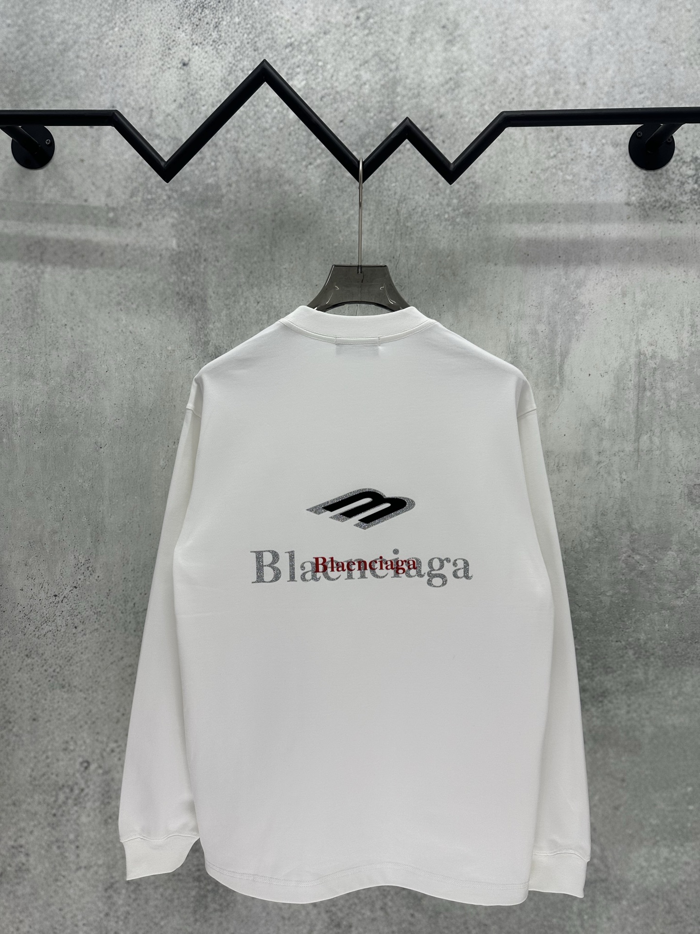 Cheap Balenciaga Long Sleeve T-Shirts in 217867, $30 USD- [IB217867] - Replica Balenciaga Long Sleeve T-Shirts