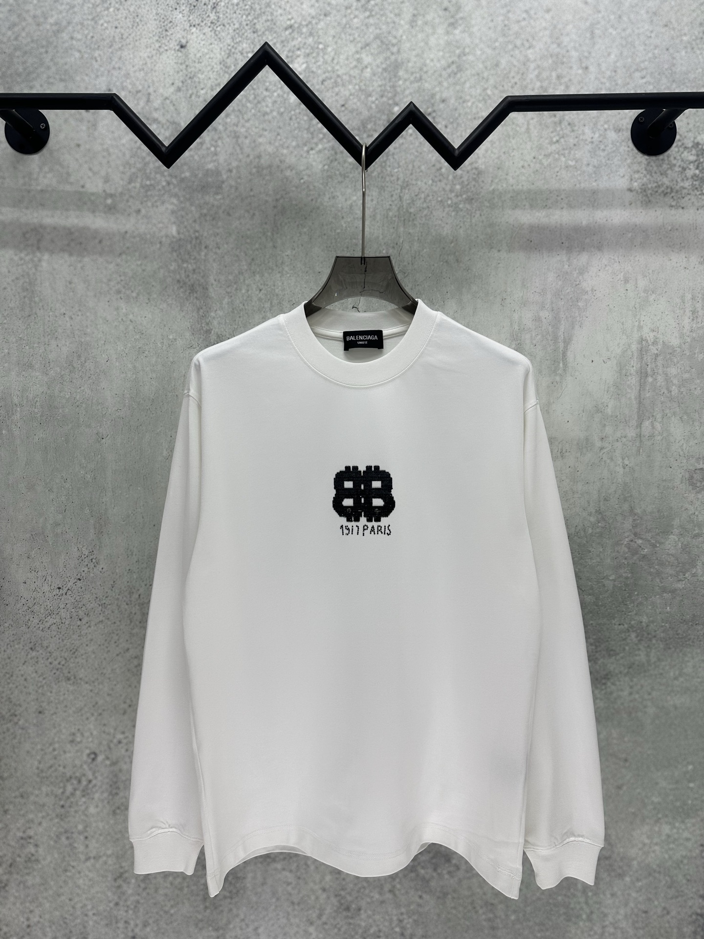 Cheap Balenciaga Long Sleeve T-Shirts in 217869, $30 USD- [IB217869] - Replica Balenciaga Long Sleeve T-Shirts