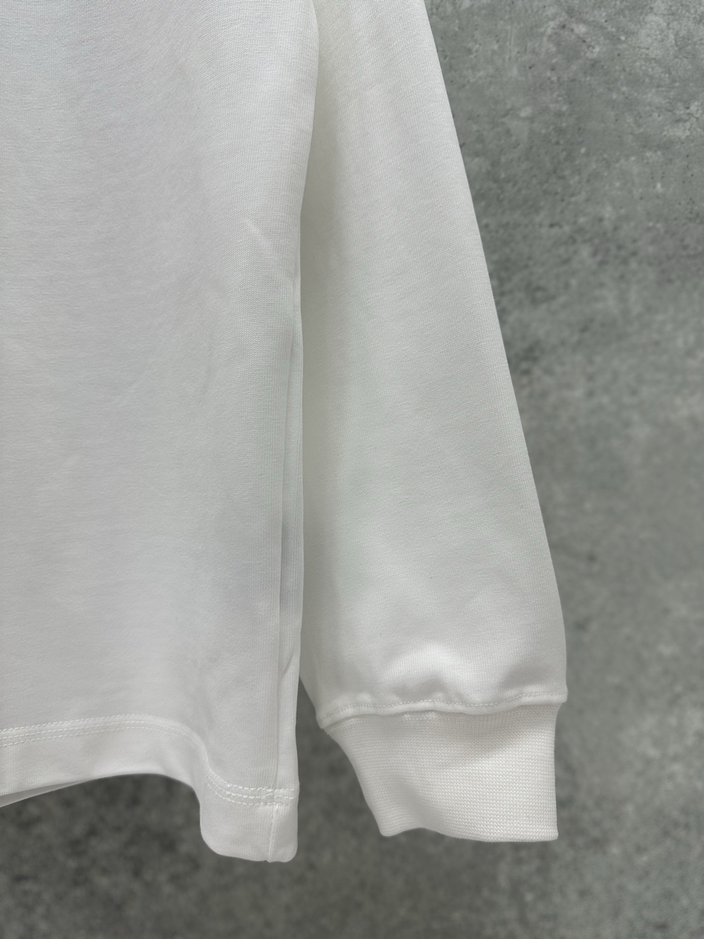 Cheap Balenciaga Long Sleeve T-Shirts in 217871, $30 USD- [IB217871] - Replica Balenciaga Long Sleeve T-Shirts
