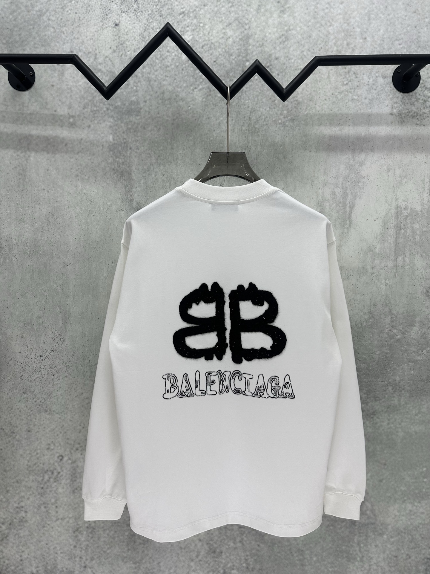 Cheap Balenciaga Long Sleeve T-Shirts in 217871, $30 USD- [IB217871] - Replica Balenciaga Long Sleeve T-Shirts