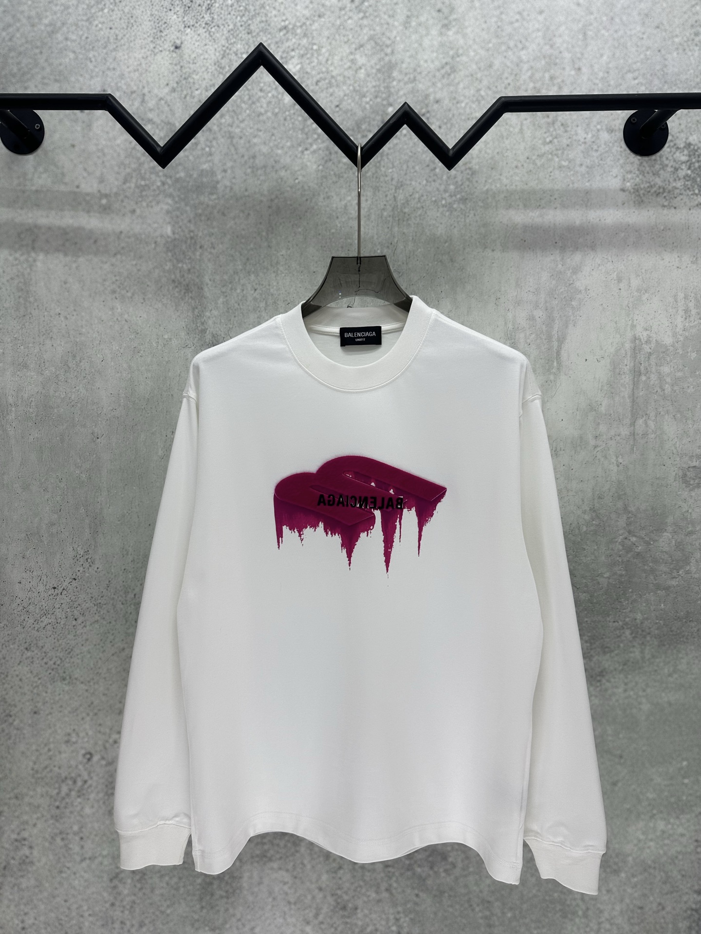 Cheap Balenciaga Long Sleeve T-Shirts in 217873, $30 USD- [IB217873] - Replica Balenciaga Long Sleeve T-Shirts