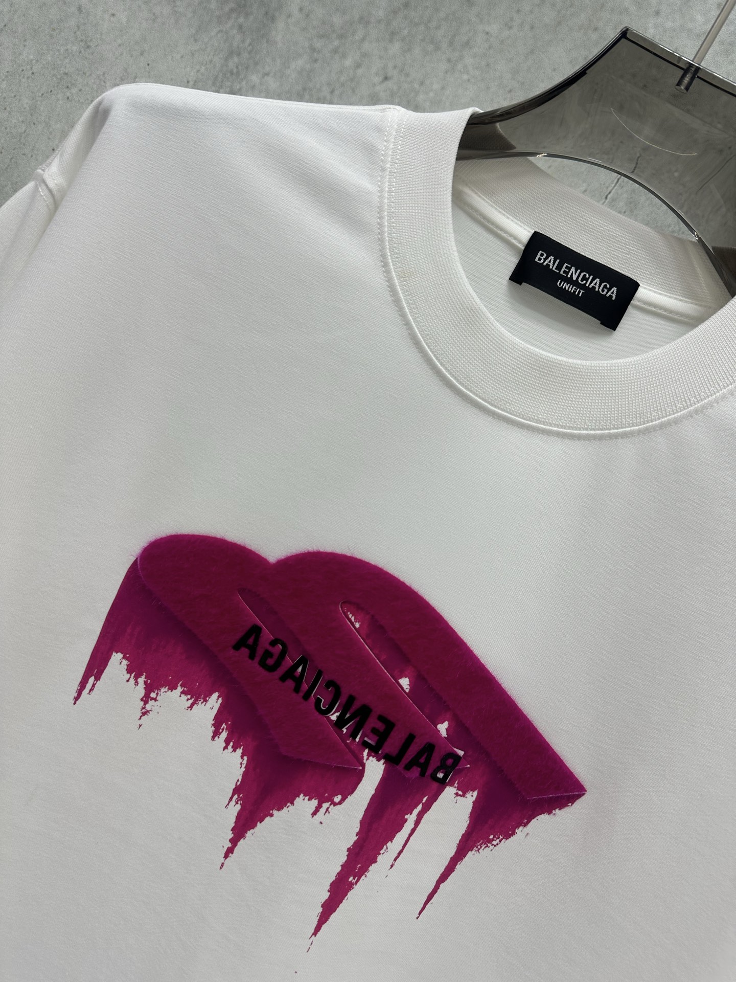 Cheap Balenciaga Long Sleeve T-Shirts in 217873, $30 USD- [IB217873] - Replica Balenciaga Long Sleeve T-Shirts