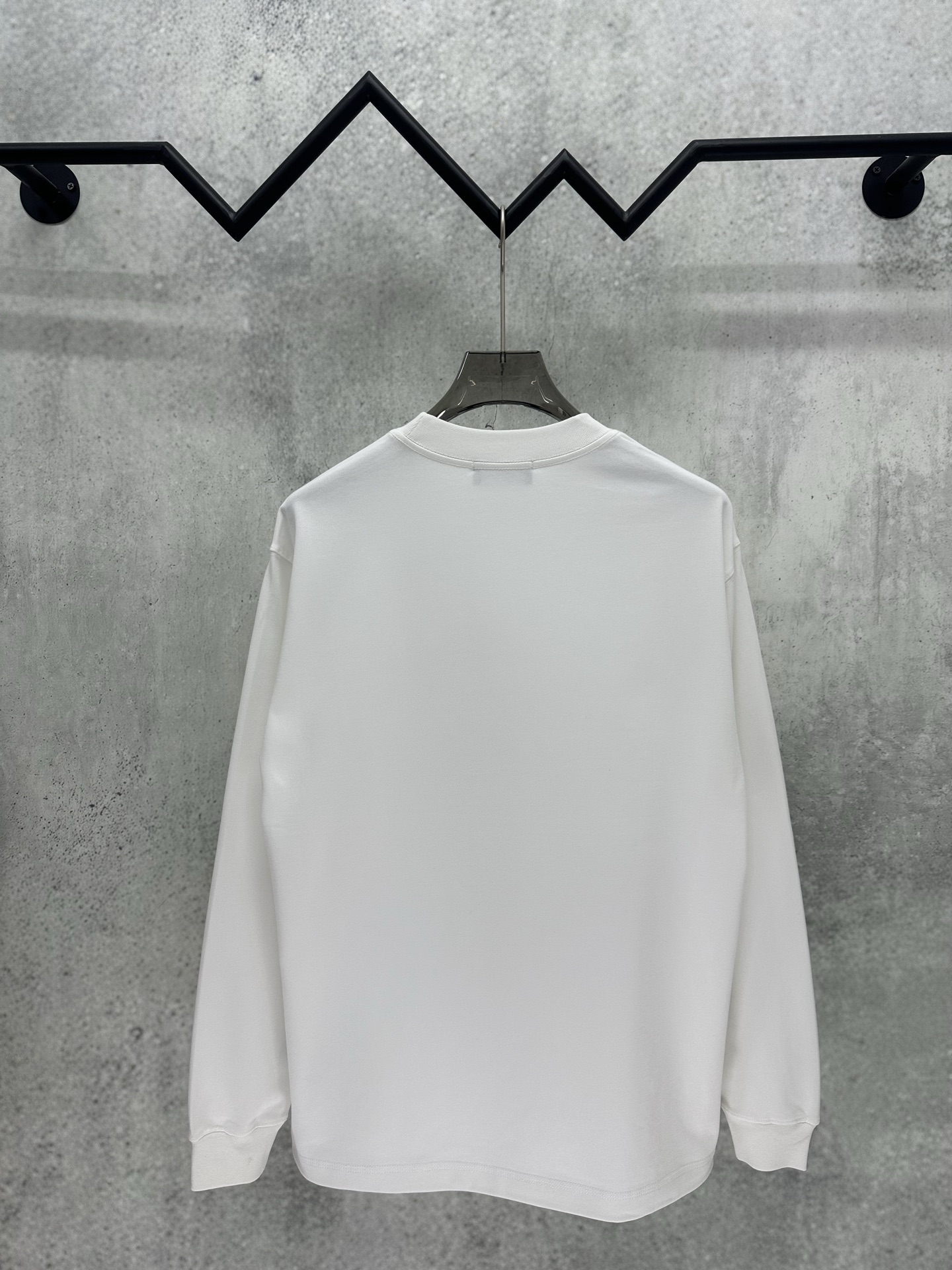 Cheap Balenciaga Long Sleeve T-Shirts in 217873, $30 USD- [IB217873] - Replica Balenciaga Long Sleeve T-Shirts