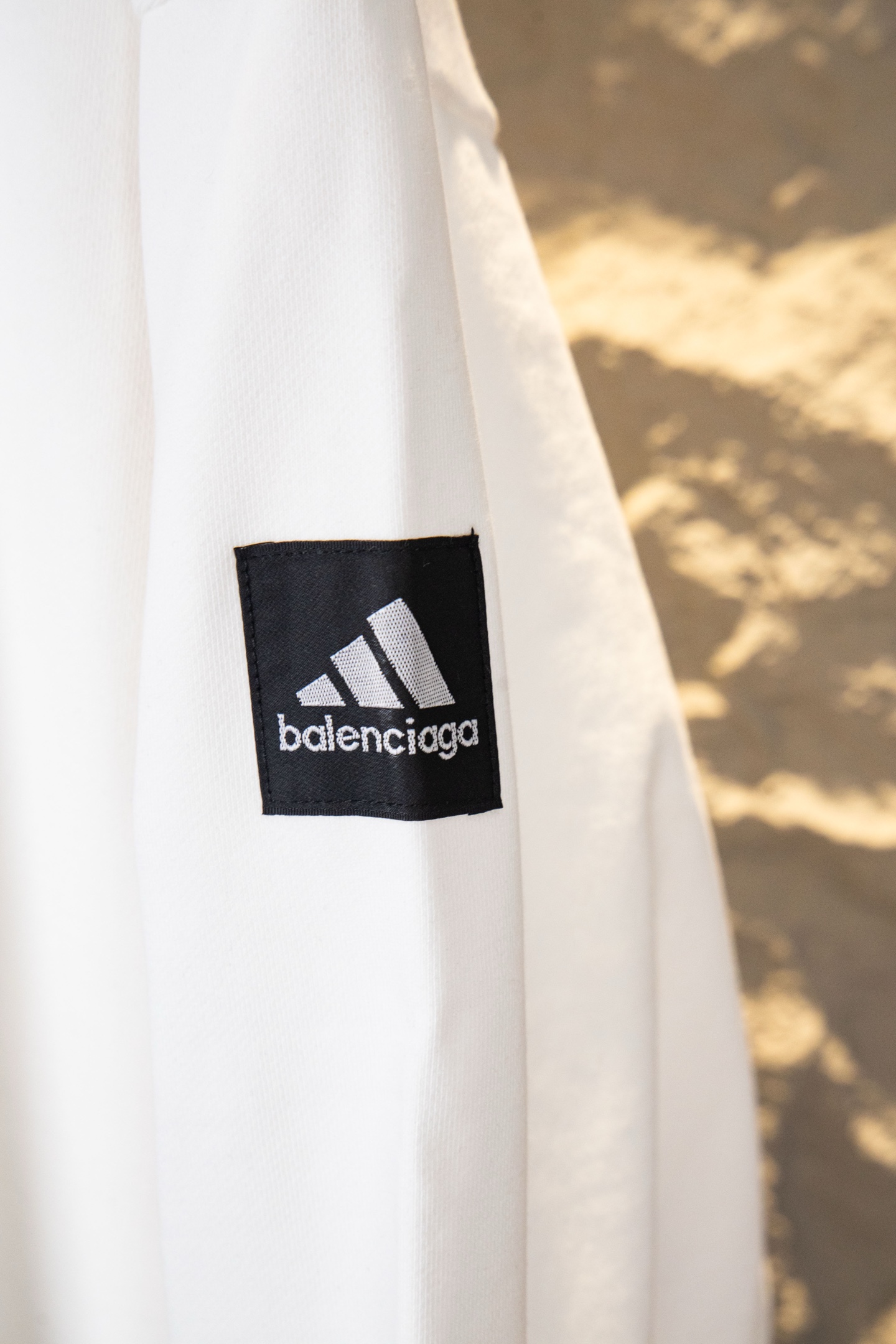 Cheap Balenciaga Long Sleeve T-Shirts in 217875, $30 USD- [IB217875] - Replica Balenciaga Long Sleeve T-Shirts
