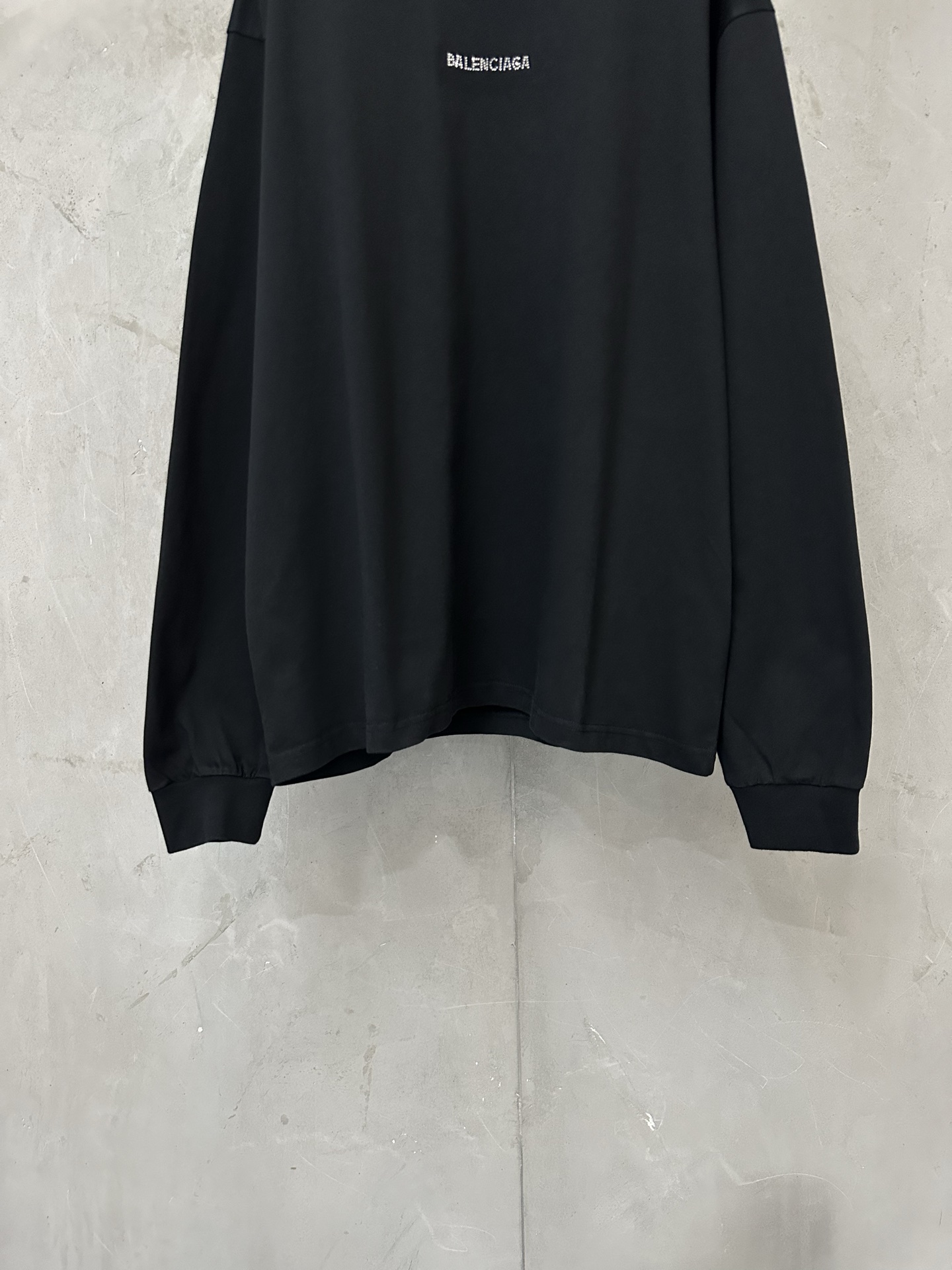 Cheap Balenciaga Long Sleeve T-Shirts in 217876, $30 USD- [IB217876] - Replica Balenciaga Long Sleeve T-Shirts
