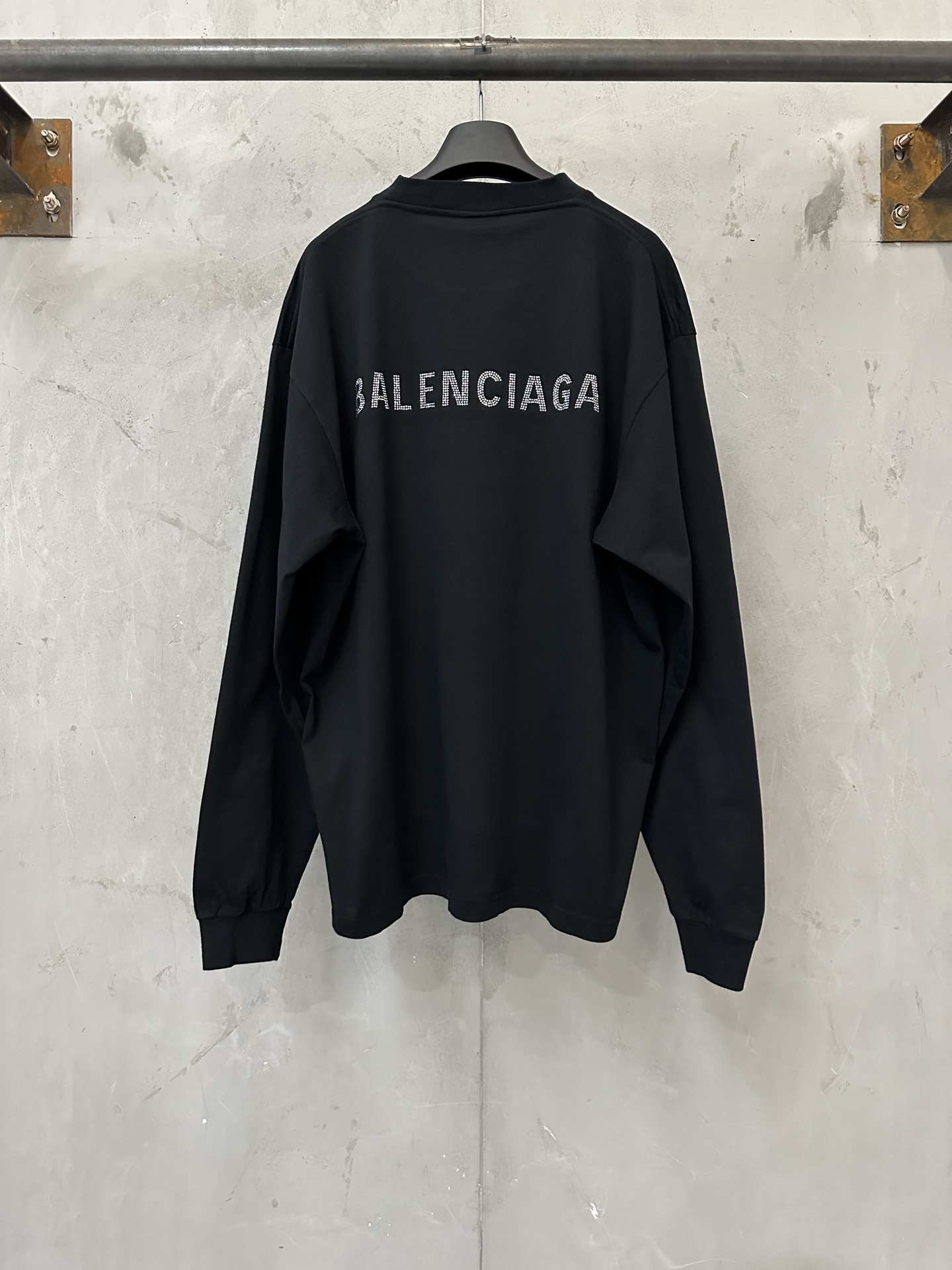 Cheap Balenciaga Long Sleeve T-Shirts in 217876, $30 USD- [IB217876] - Replica Balenciaga Long Sleeve T-Shirts