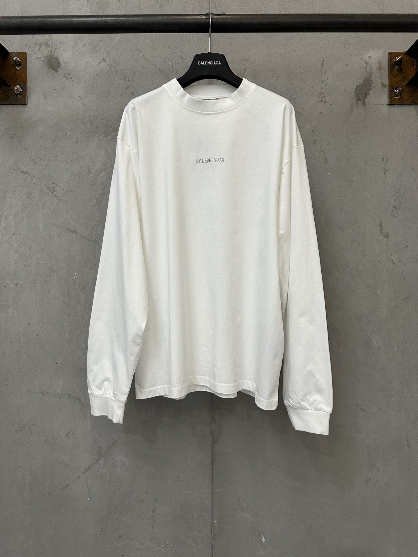 Cheap Balenciaga Long Sleeve T-Shirts in 217877, $30 USD- [IB217877] - Replica Balenciaga Long Sleeve T-Shirts