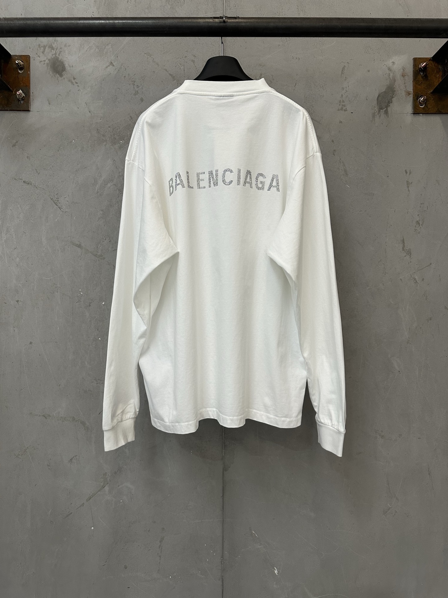 Cheap Balenciaga Long Sleeve T-Shirts in 217877, $30 USD- [IB217877] - Replica Balenciaga Long Sleeve T-Shirts