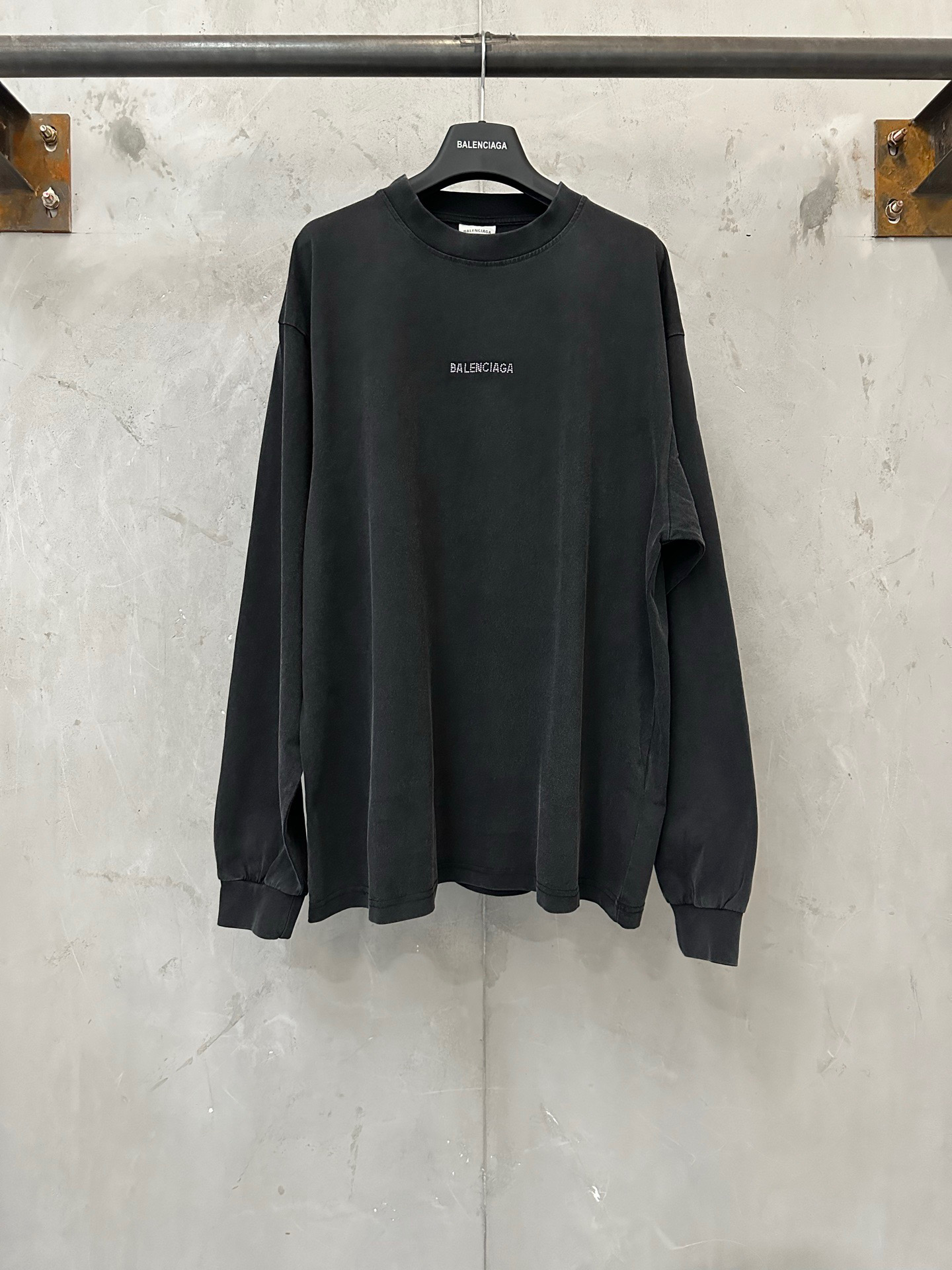 Cheap Balenciaga Long Sleeve T-Shirts in 217878, $30 USD- [IB217878] - Replica Balenciaga Long Sleeve T-Shirts