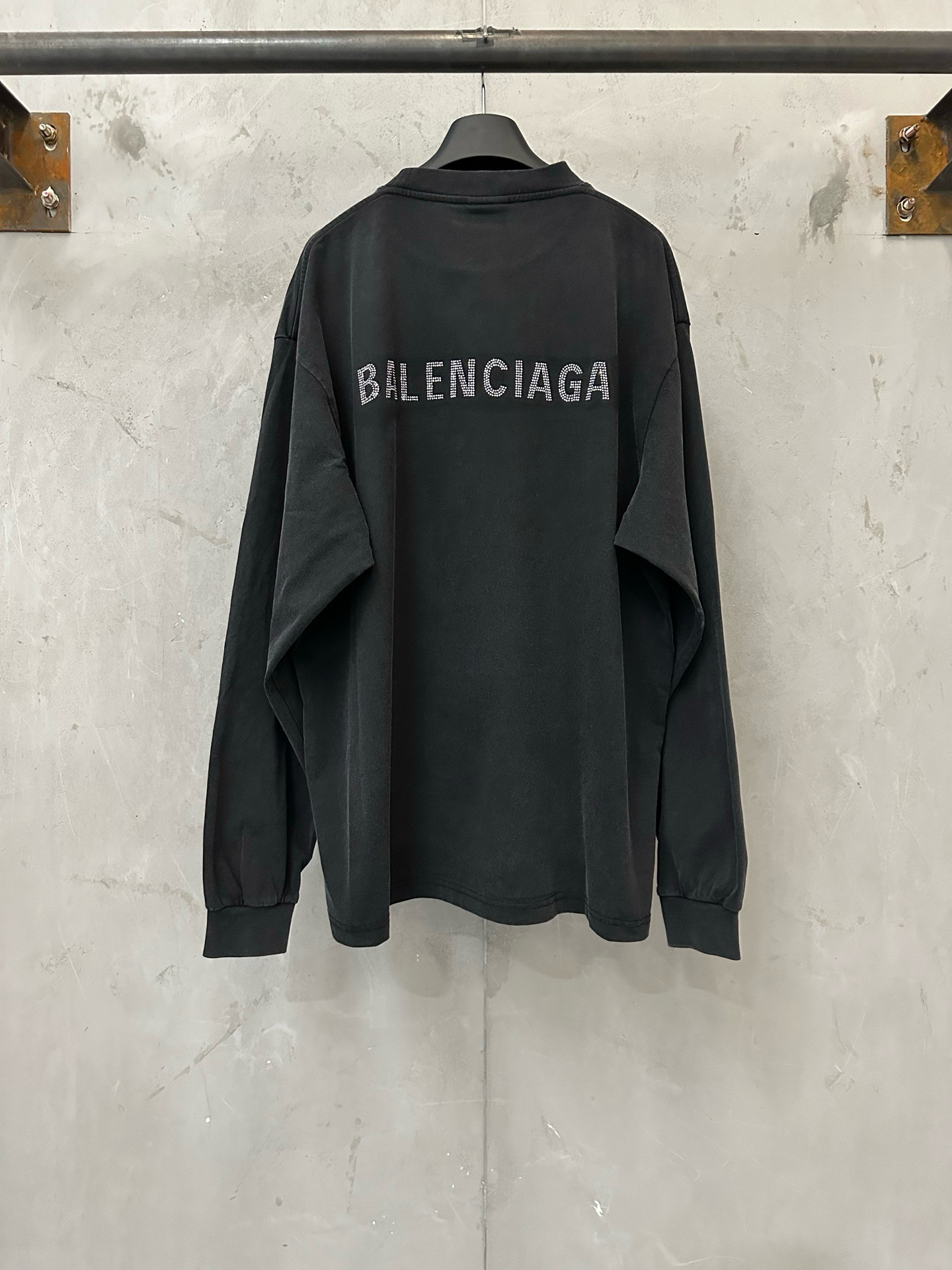 Cheap Balenciaga Long Sleeve T-Shirts in 217878, $30 USD- [IB217878] - Replica Balenciaga Long Sleeve T-Shirts