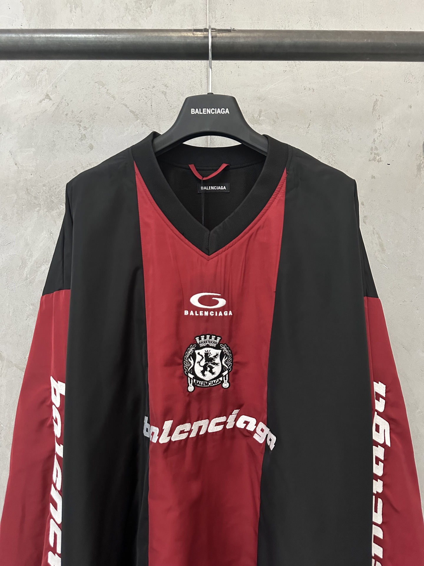 Cheap Balenciaga Long Sleeve T-Shirts in 217882, $50 USD- [IB217882] - Replica Balenciaga Long Sleeve T-Shirts