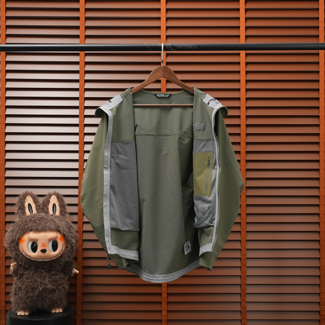 Cheap ARC TERYX Jackets for Men in 217964, $65 USD- [IB217964] - Replica ARC TERYX Jackets for Men