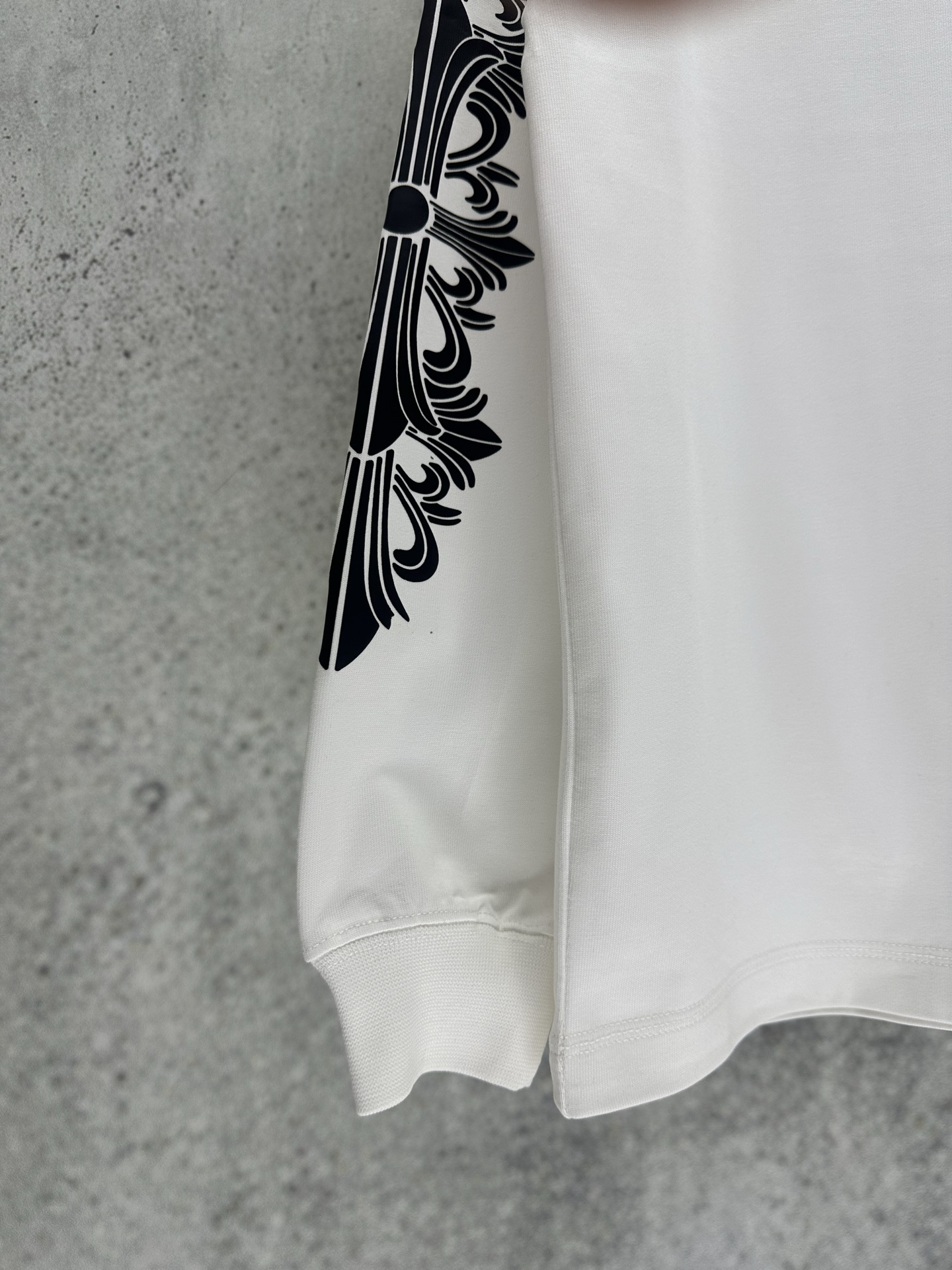 Cheap Chrome Hearts Long-Sleeved T-shirts in 218035, $40 USD- [IB218035] - Replica Chrome Hearts Long-Sleeved T-shirts