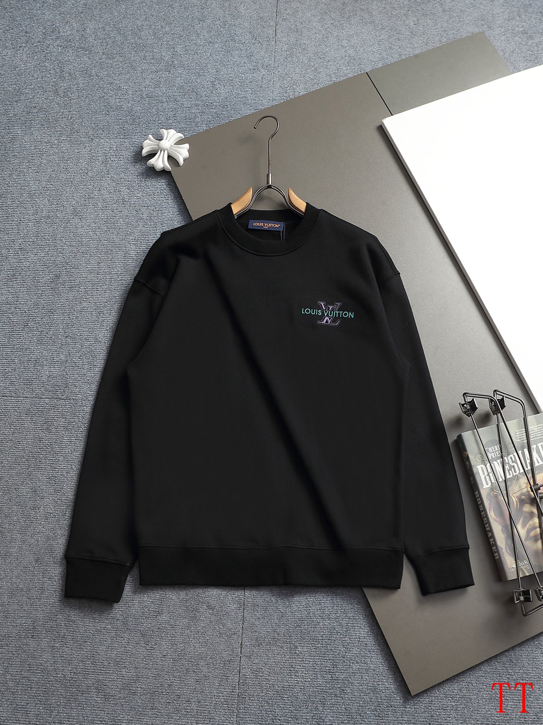 Cheap Louis Vuitton Hoodies in 218077, $60 USD- [IB218077] - Replica Louis Vuitton Hoodies