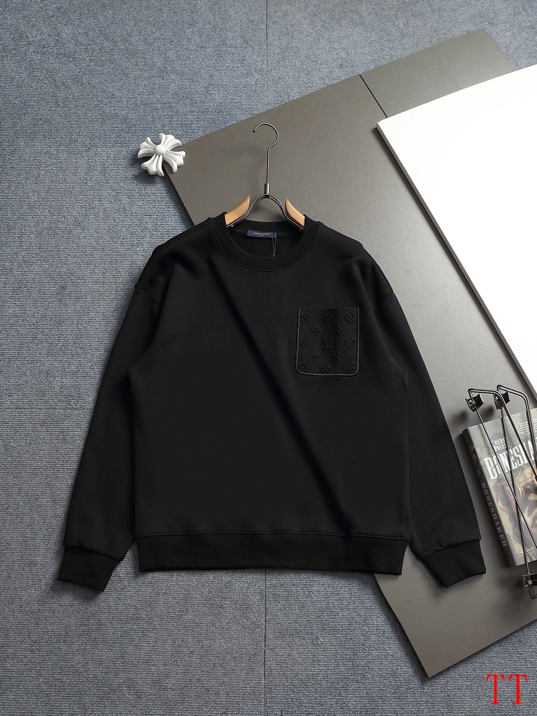Cheap Louis Vuitton Hoodies in 218091, $60 USD- [IB218091] - Replica Louis Vuitton Hoodies